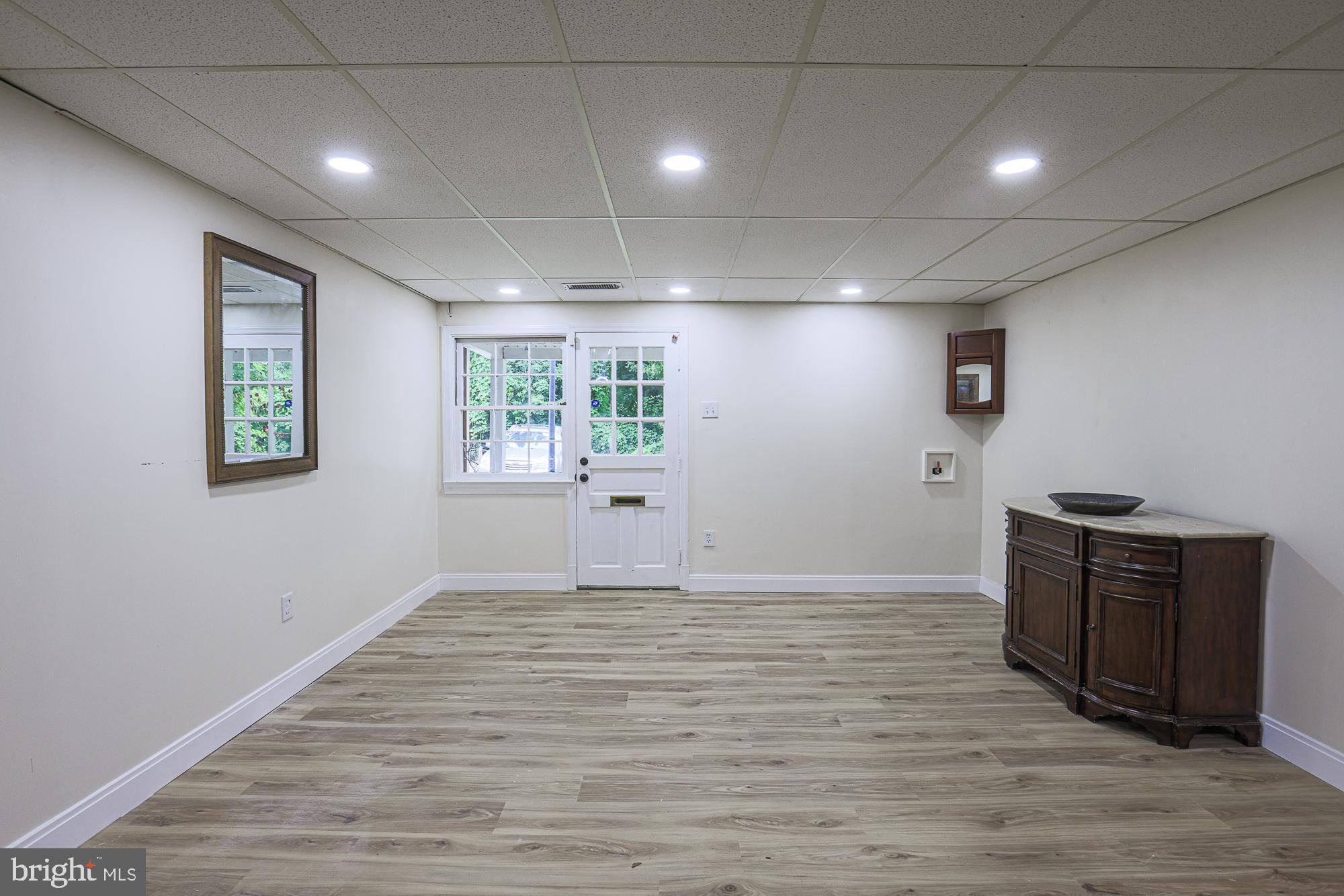 GREENBERRY WOODS - Residential