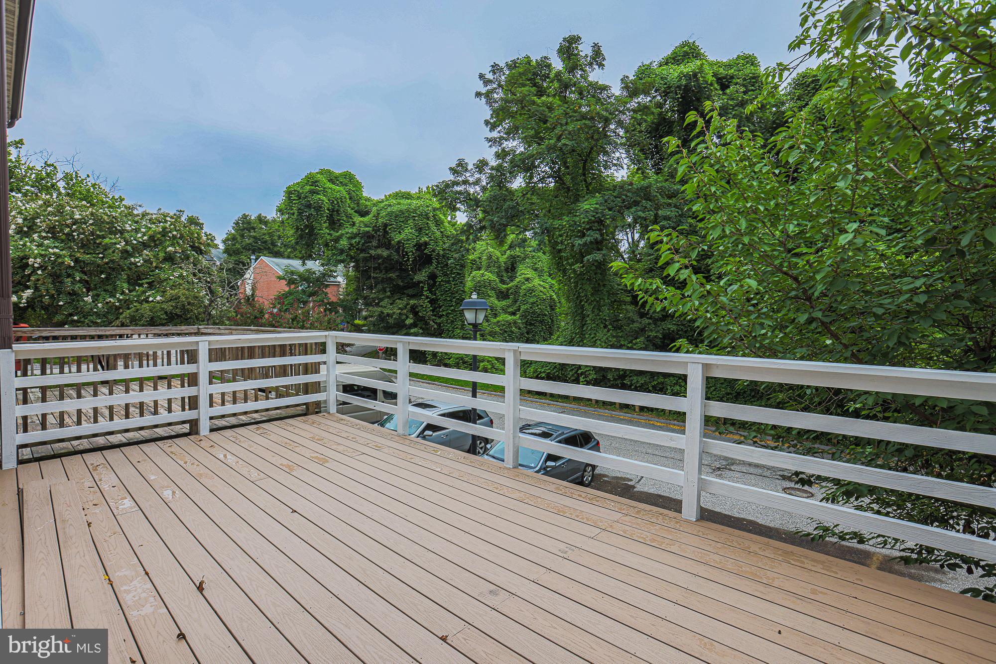 GREENBERRY WOODS - Residential