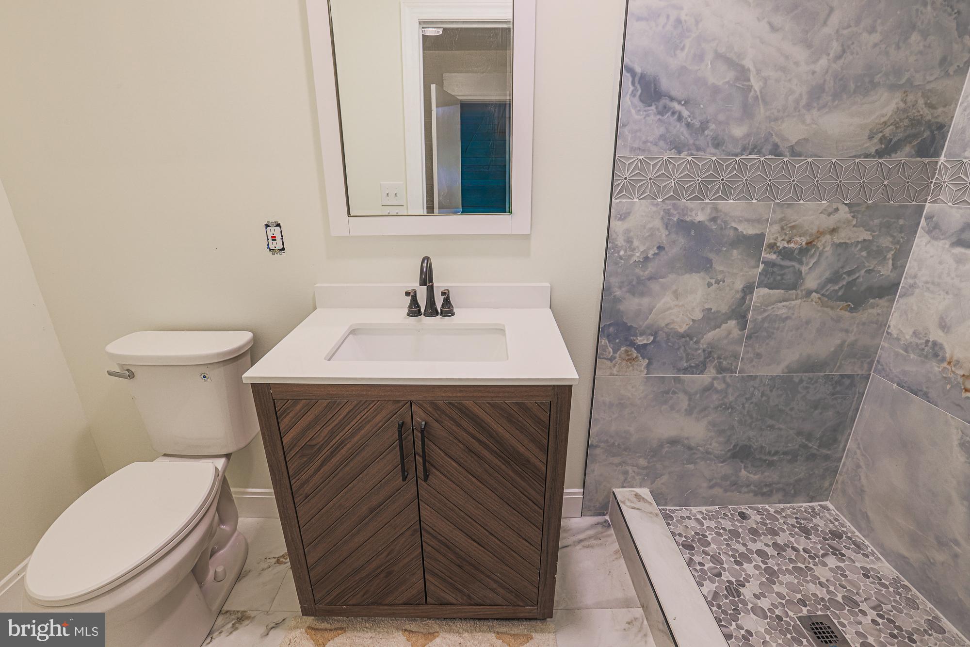 GREENBERRY WOODS - Residential