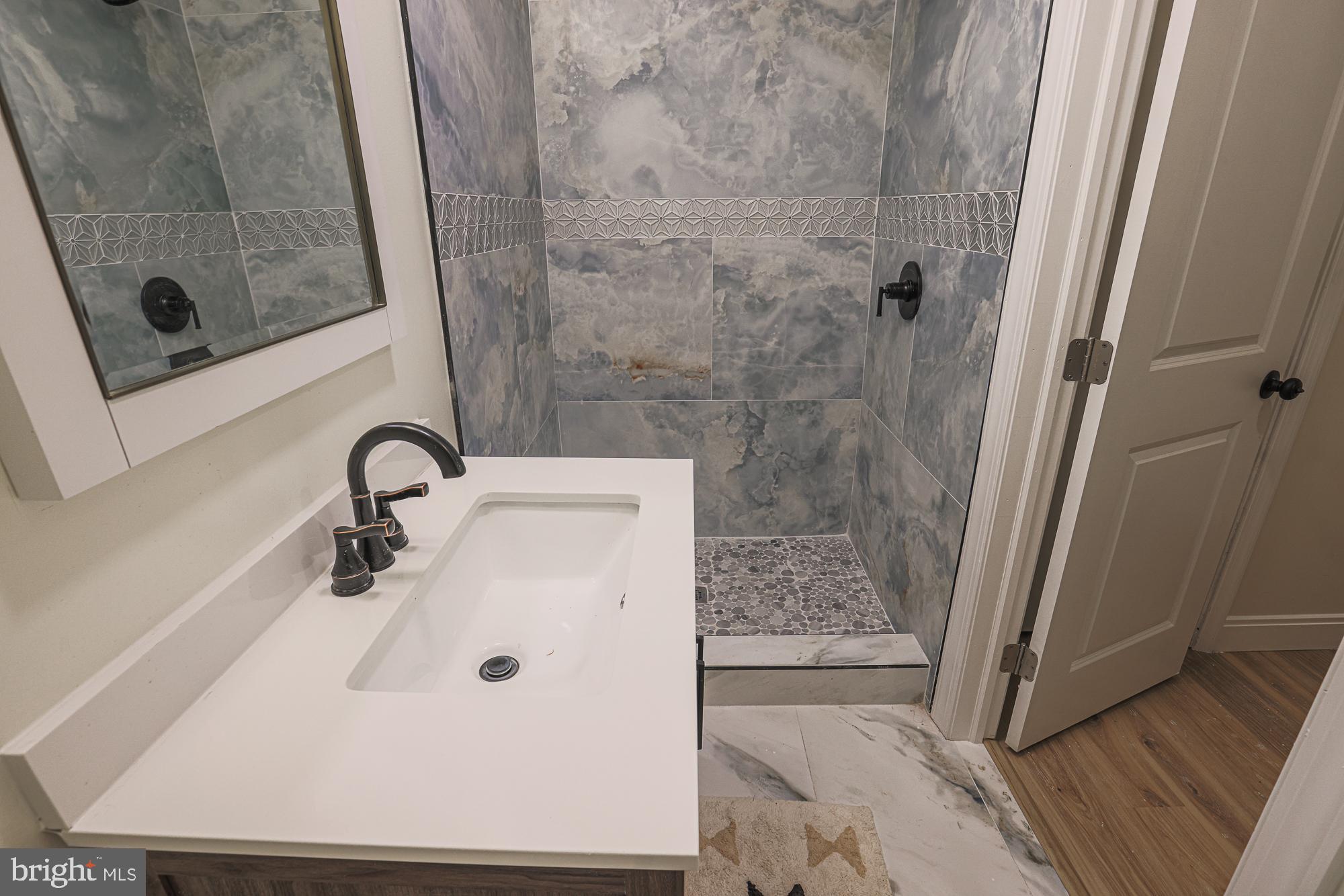 GREENBERRY WOODS - Residential