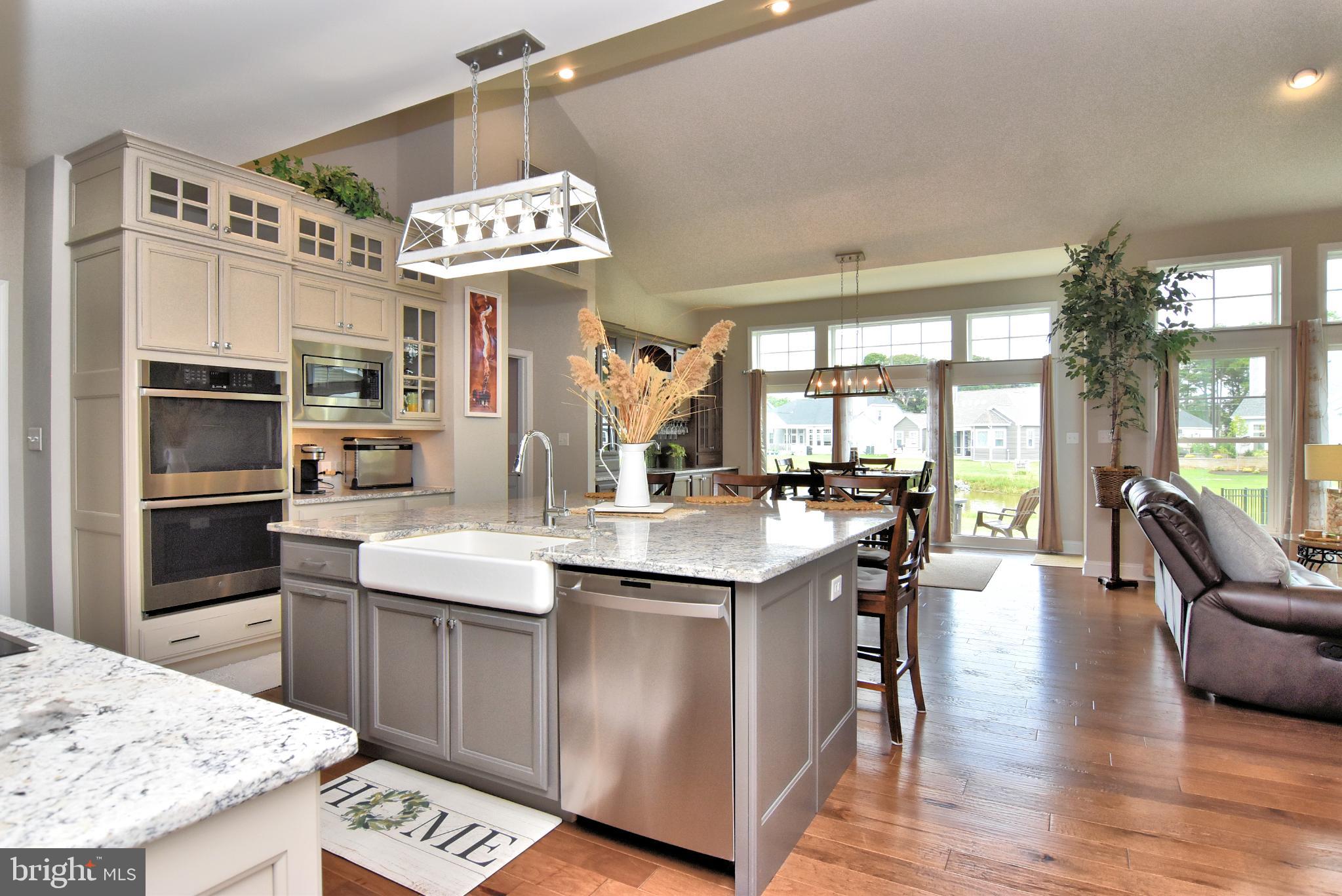 24173 BUNTING CIRCLE