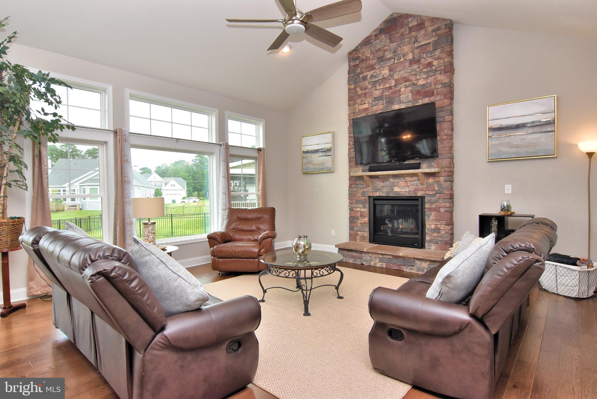 24173 BUNTING CIRCLE