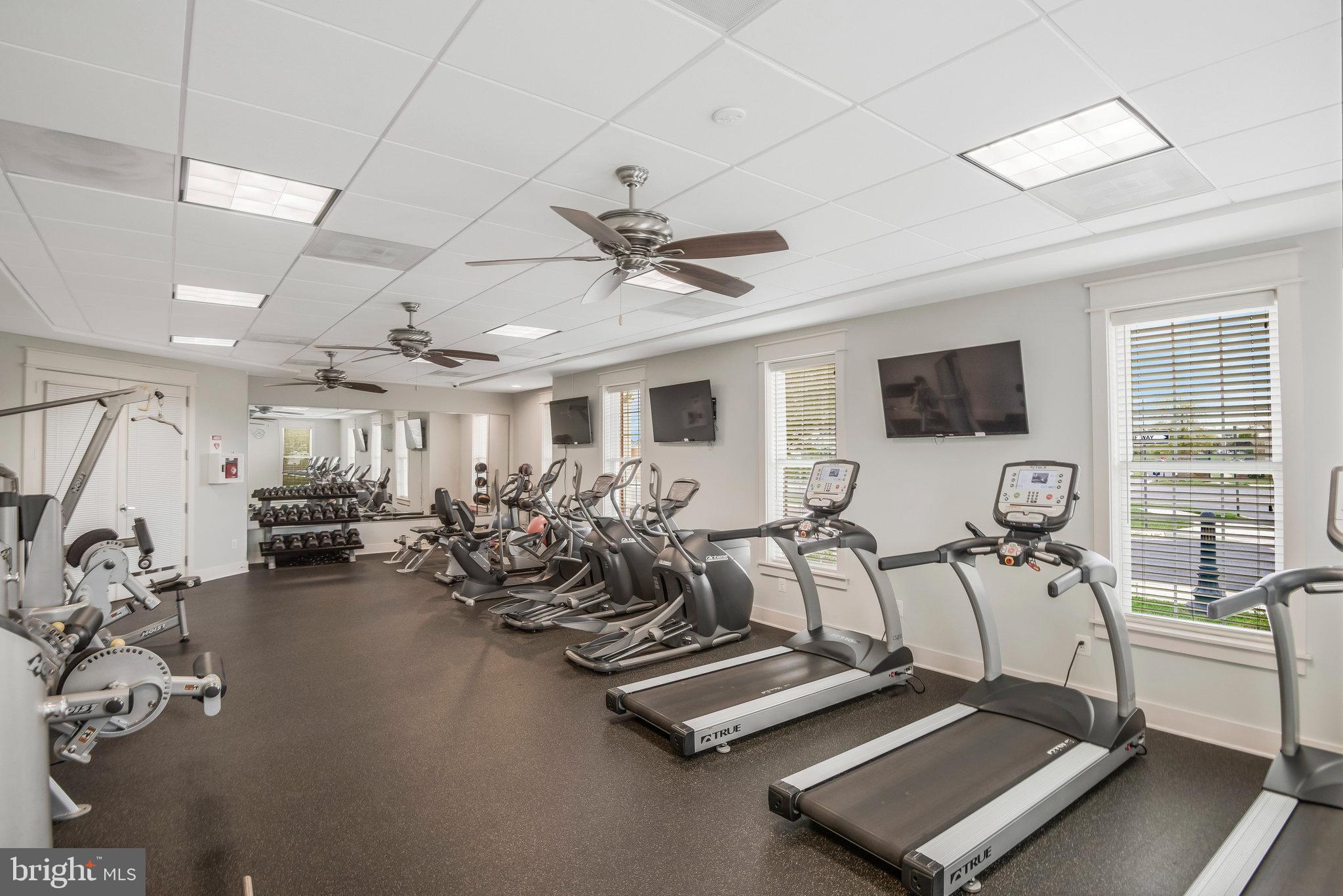 REGENCY AT ASHBURN - Residential