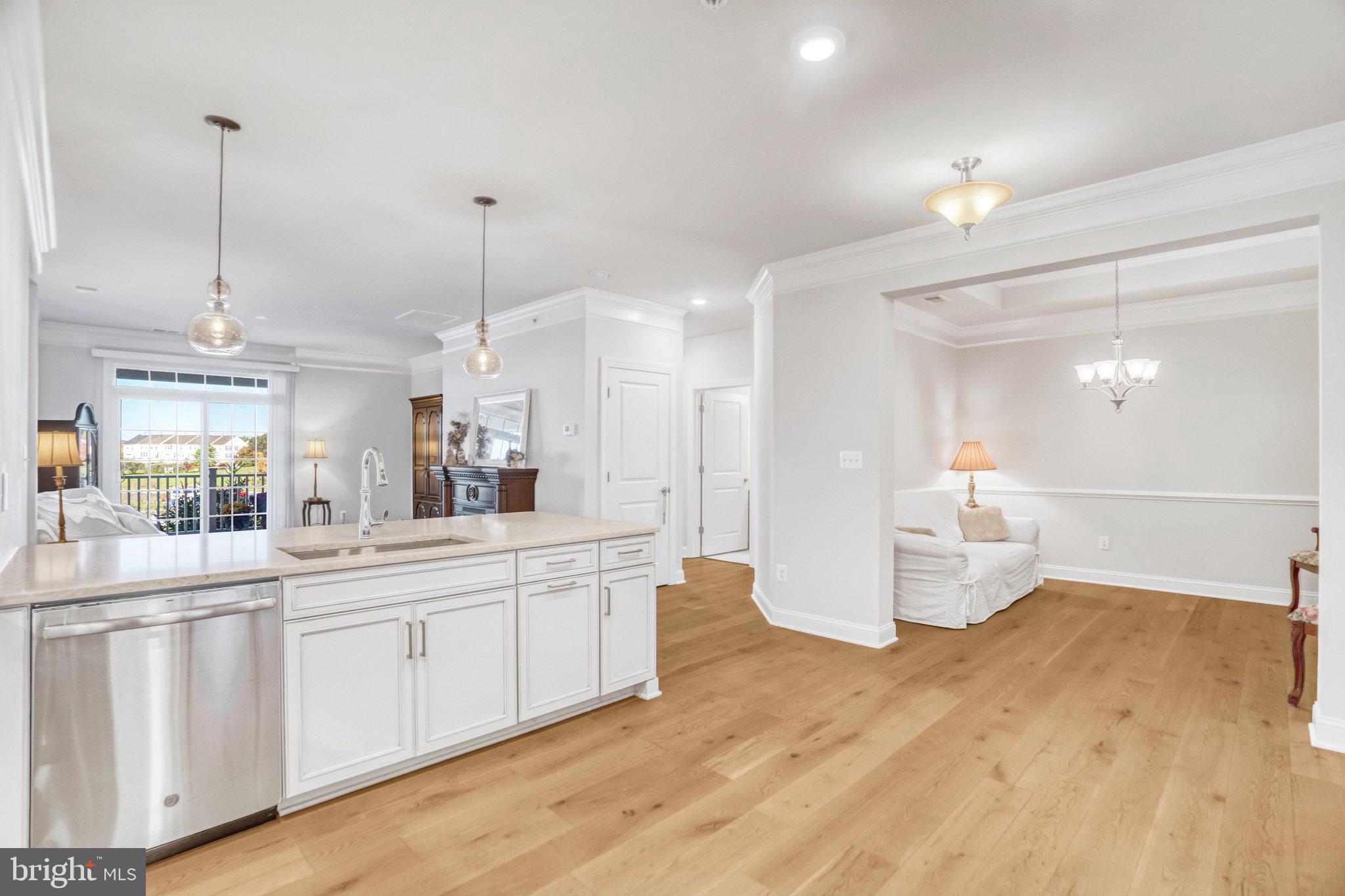 REGENCY AT ASHBURN - Residential