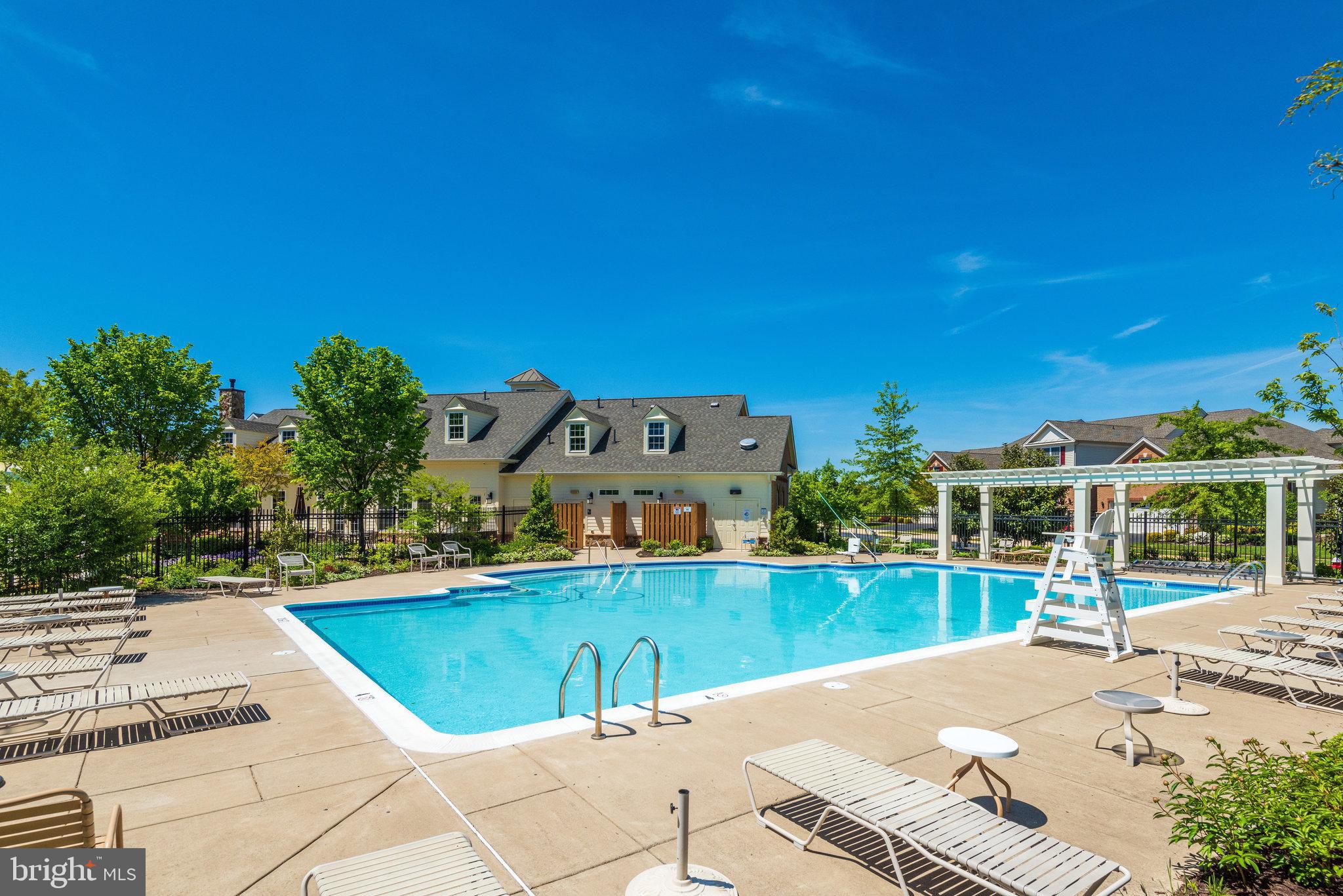 REGENCY AT ASHBURN - Residential