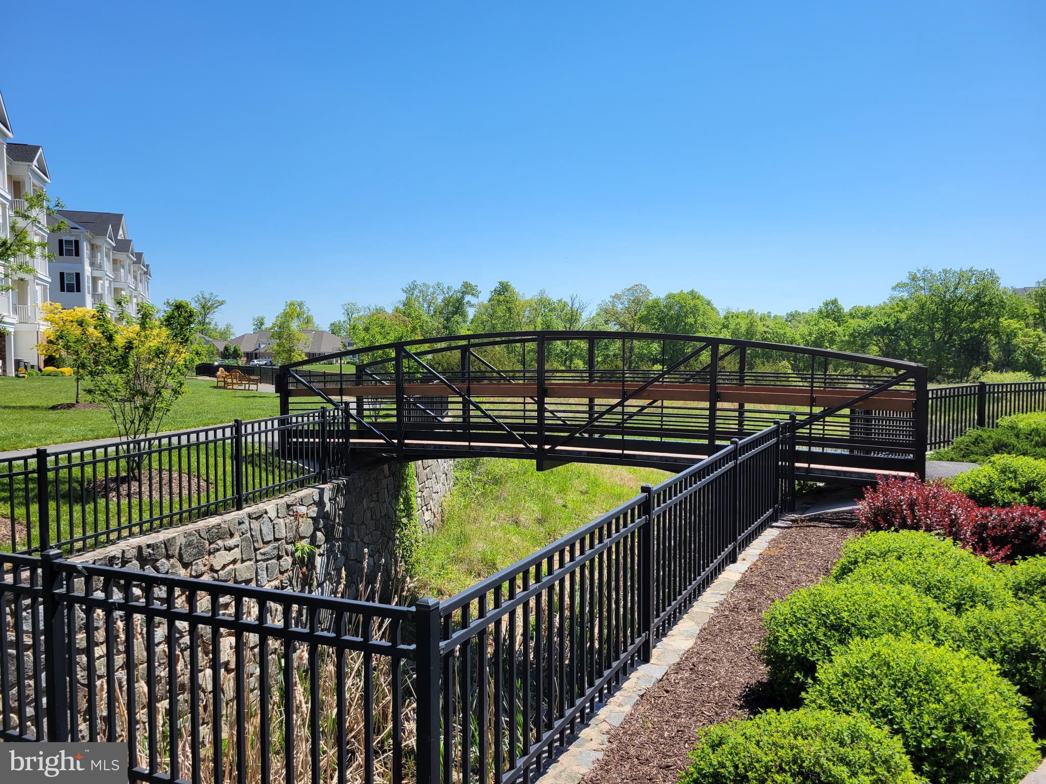 REGENCY AT ASHBURN - Residential