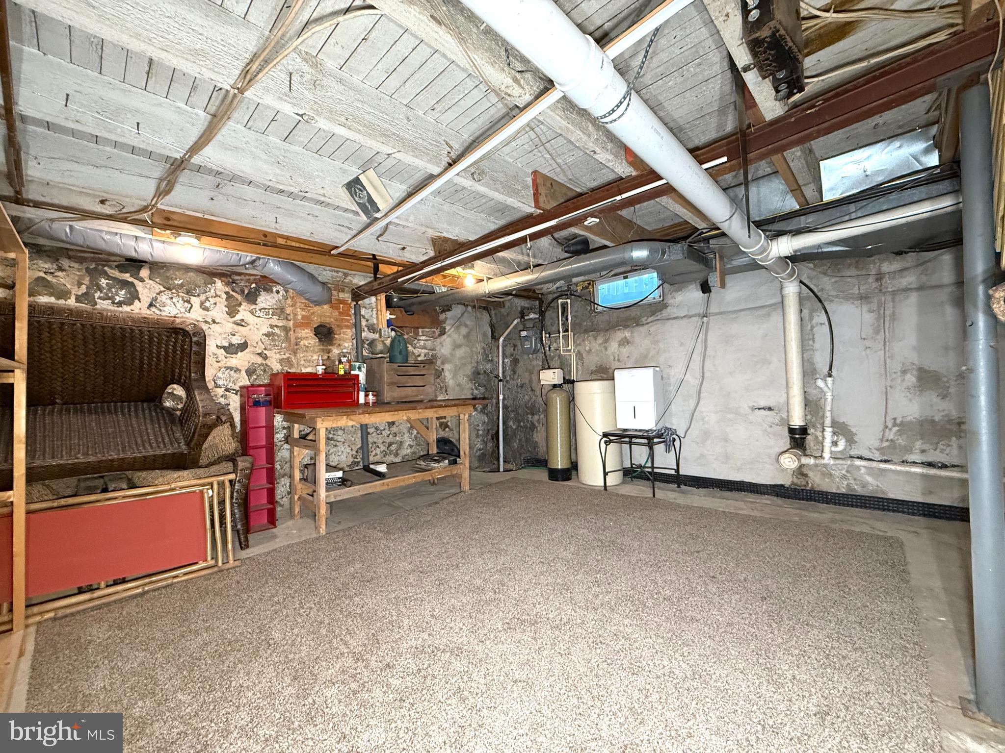 WOODBERRY - Residential Lease