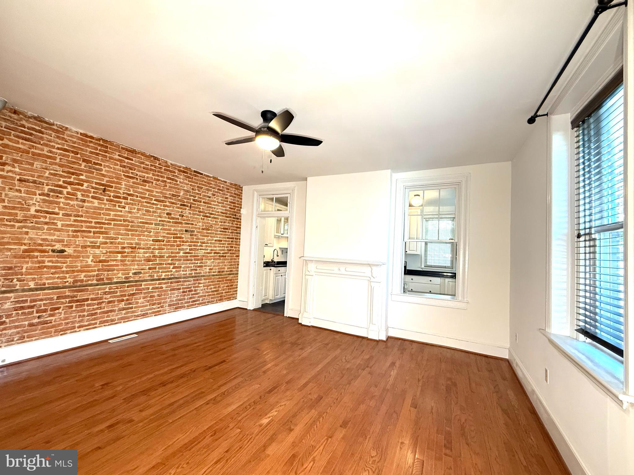 WOODBERRY - Residential Lease