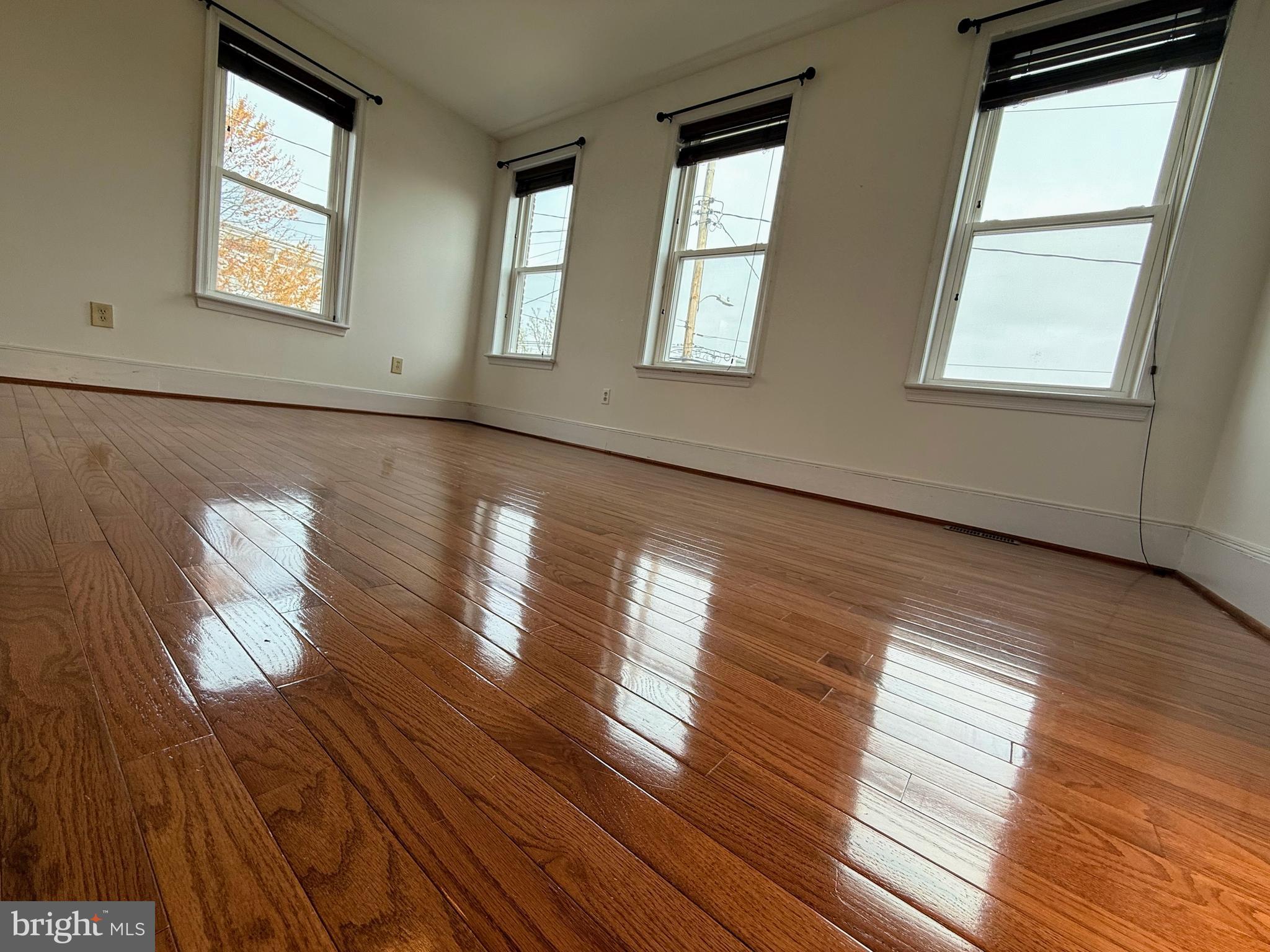 WOODBERRY - Residential Lease