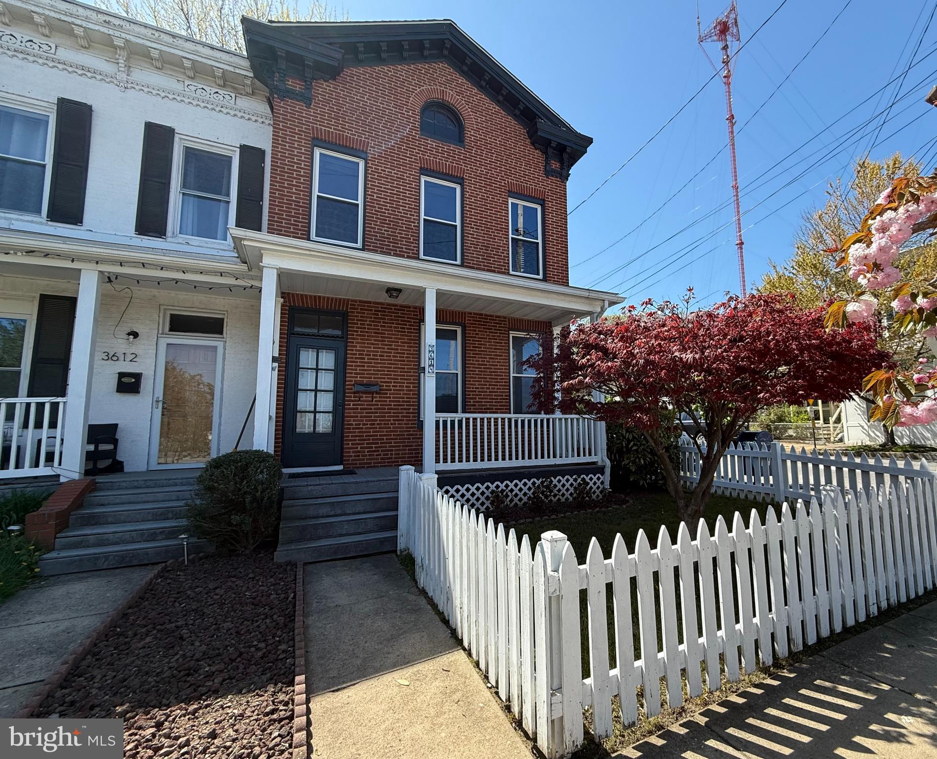 WOODBERRY - Residential Lease