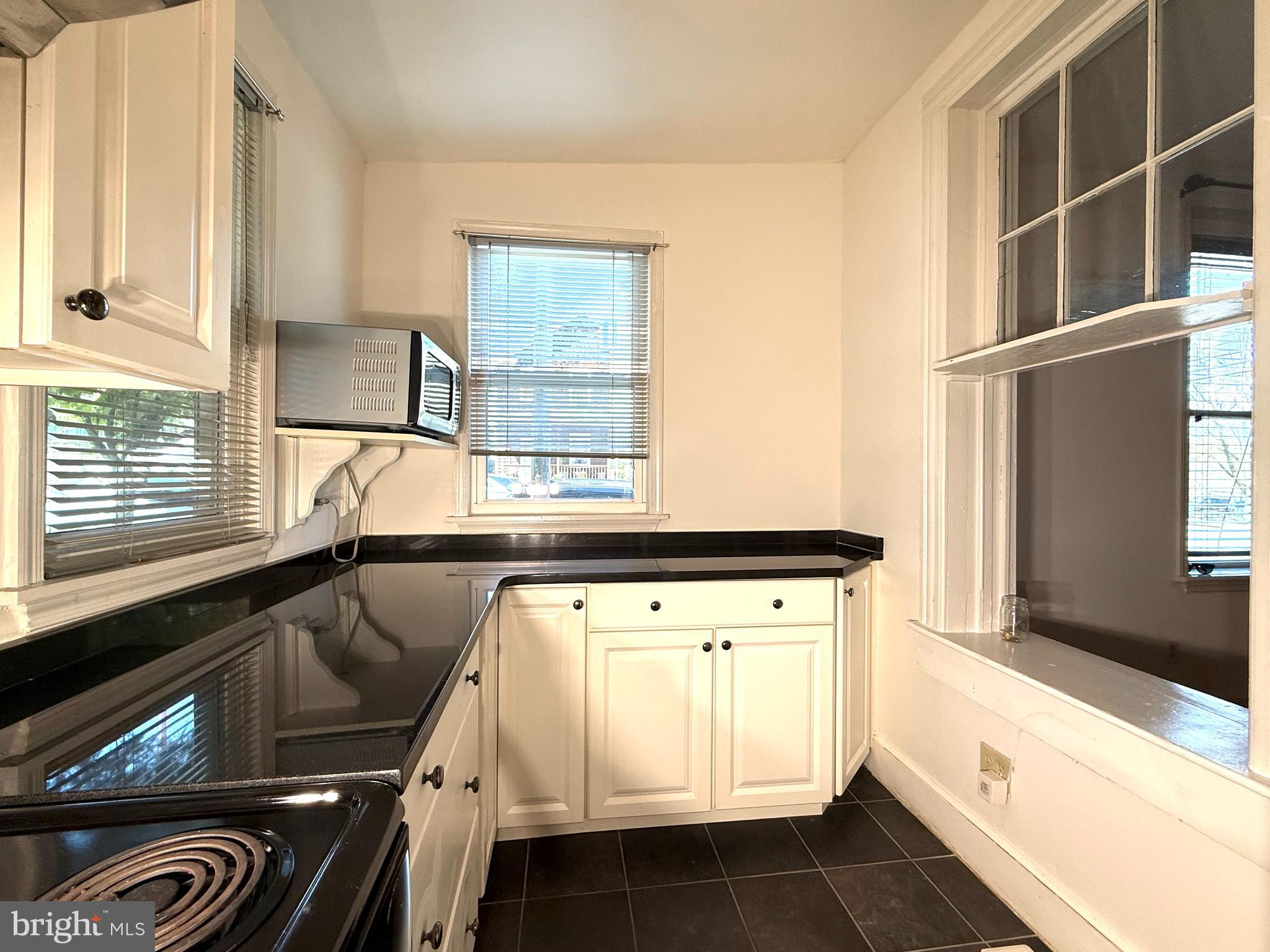 WOODBERRY - Residential Lease