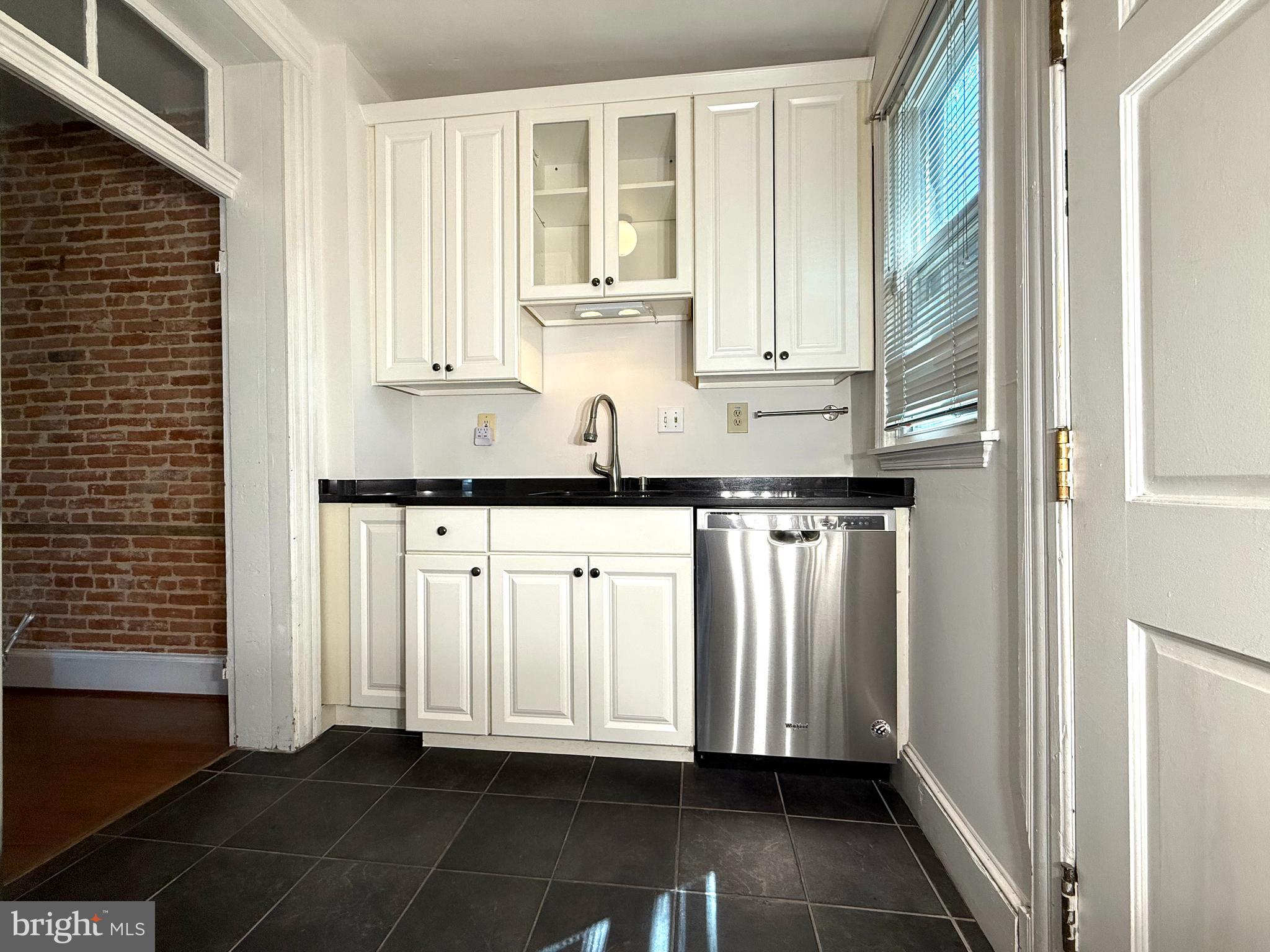 WOODBERRY - Residential Lease