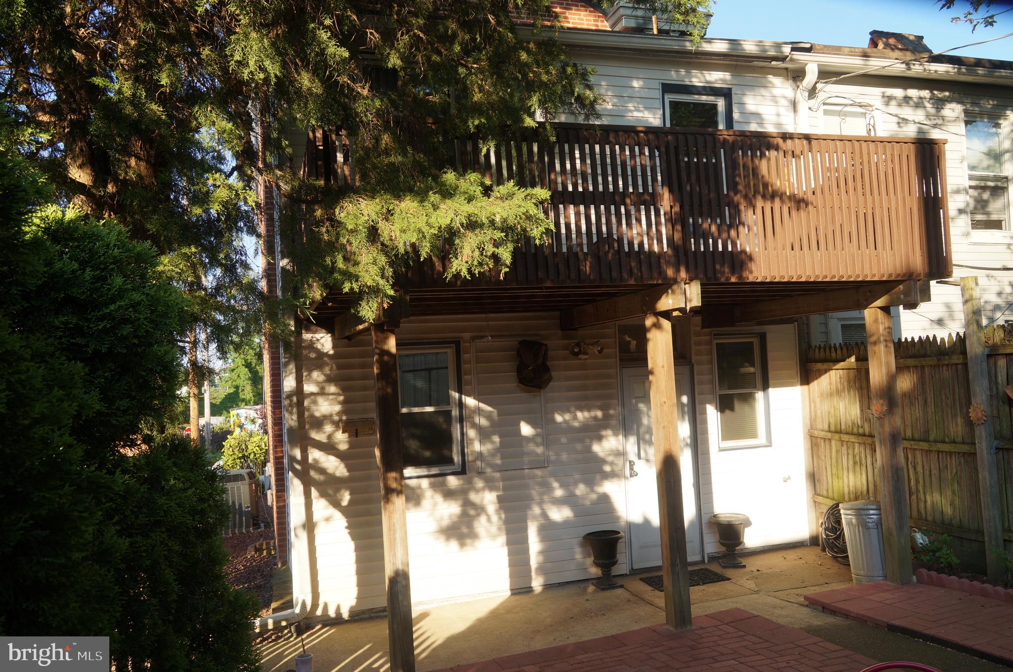 WOODBERRY - Residential Lease