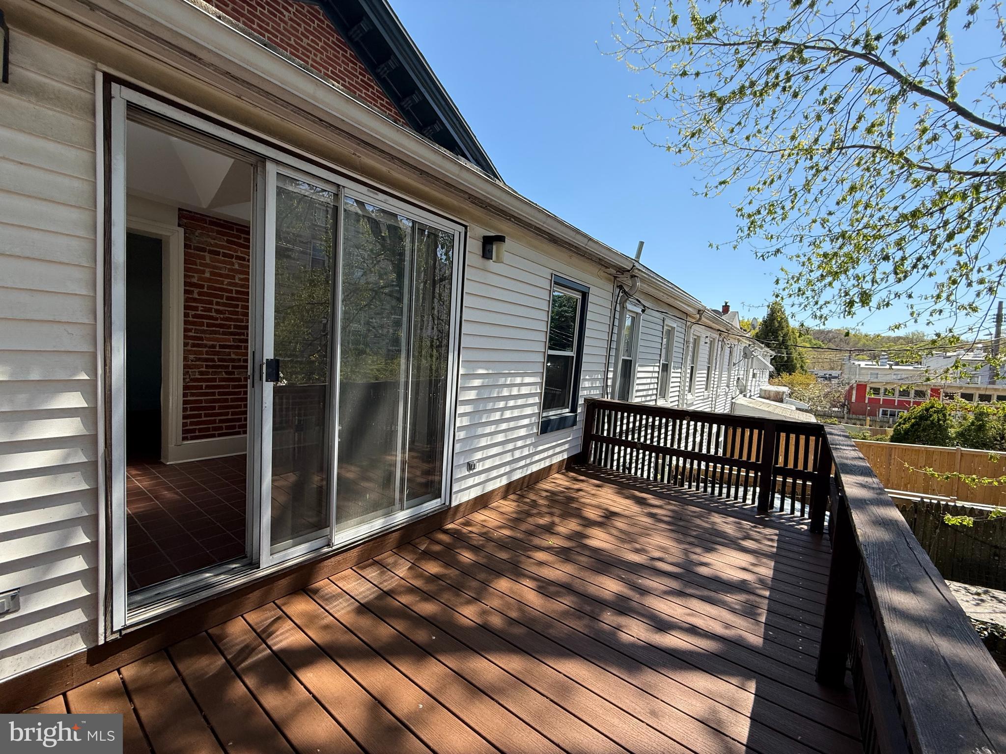 WOODBERRY - Residential Lease