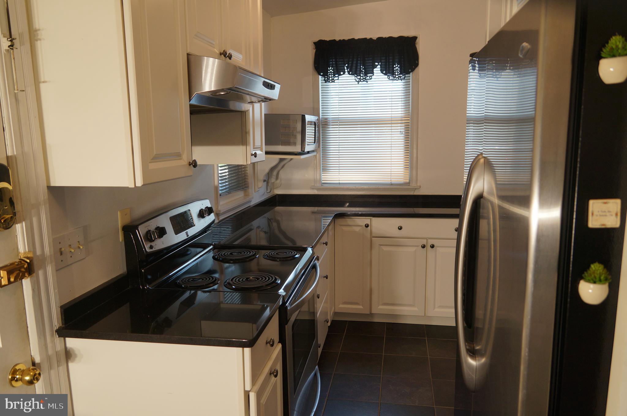 WOODBERRY - Residential Lease