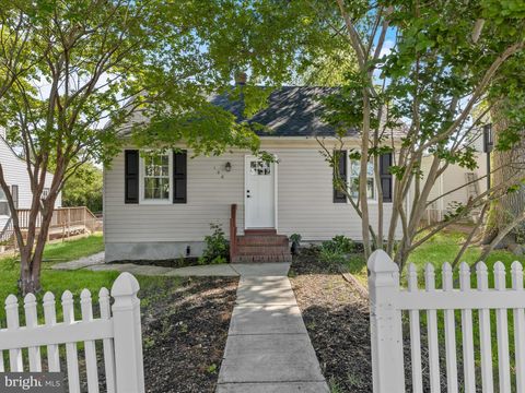 108 NEW JERSEY AVENUE NW GLEN BURNIE MD 21061