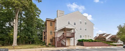 8818 Tanglewood Lane, Manassas, VA MLS: VAMN2008160