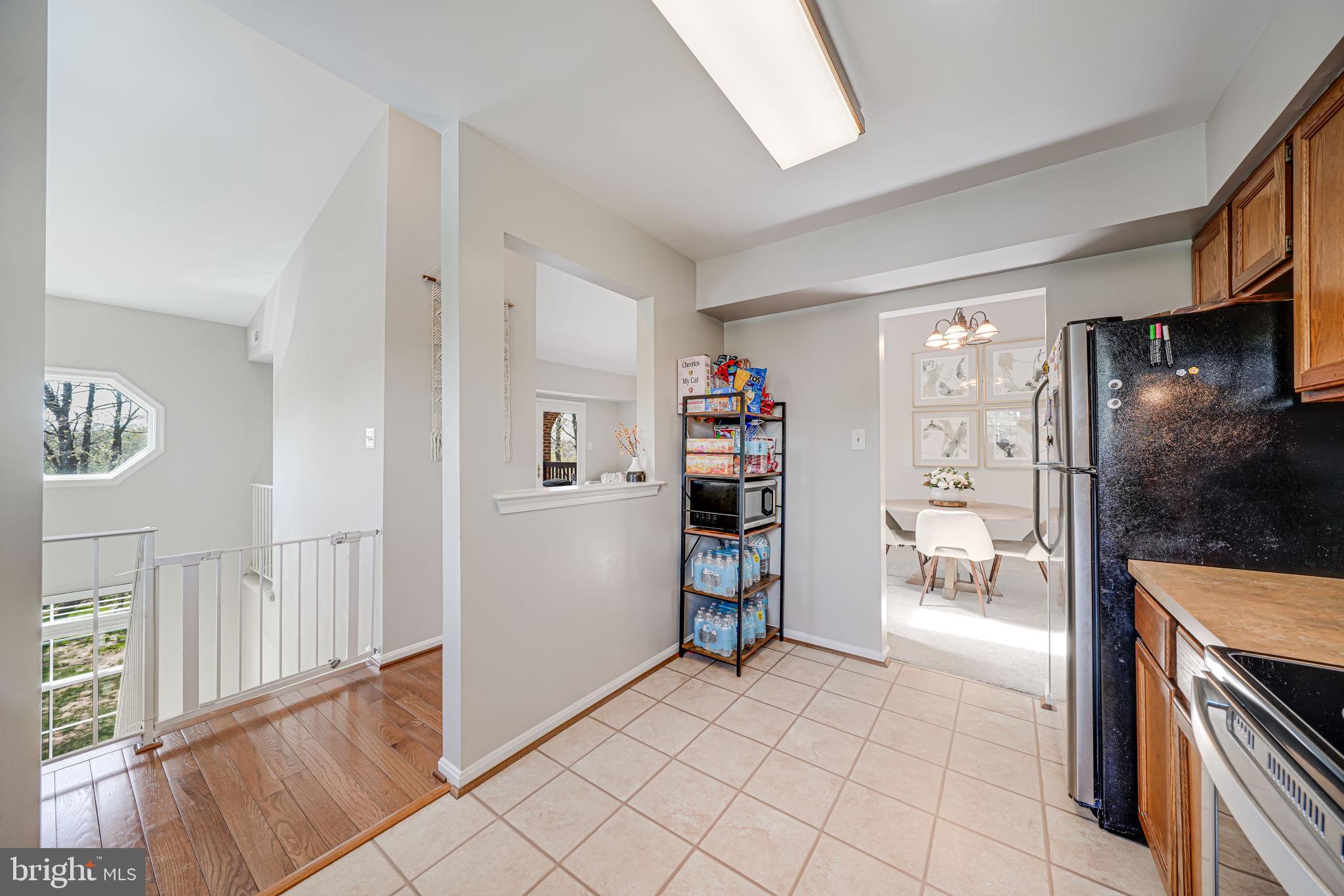 8818 TANGLEWOOD LANE