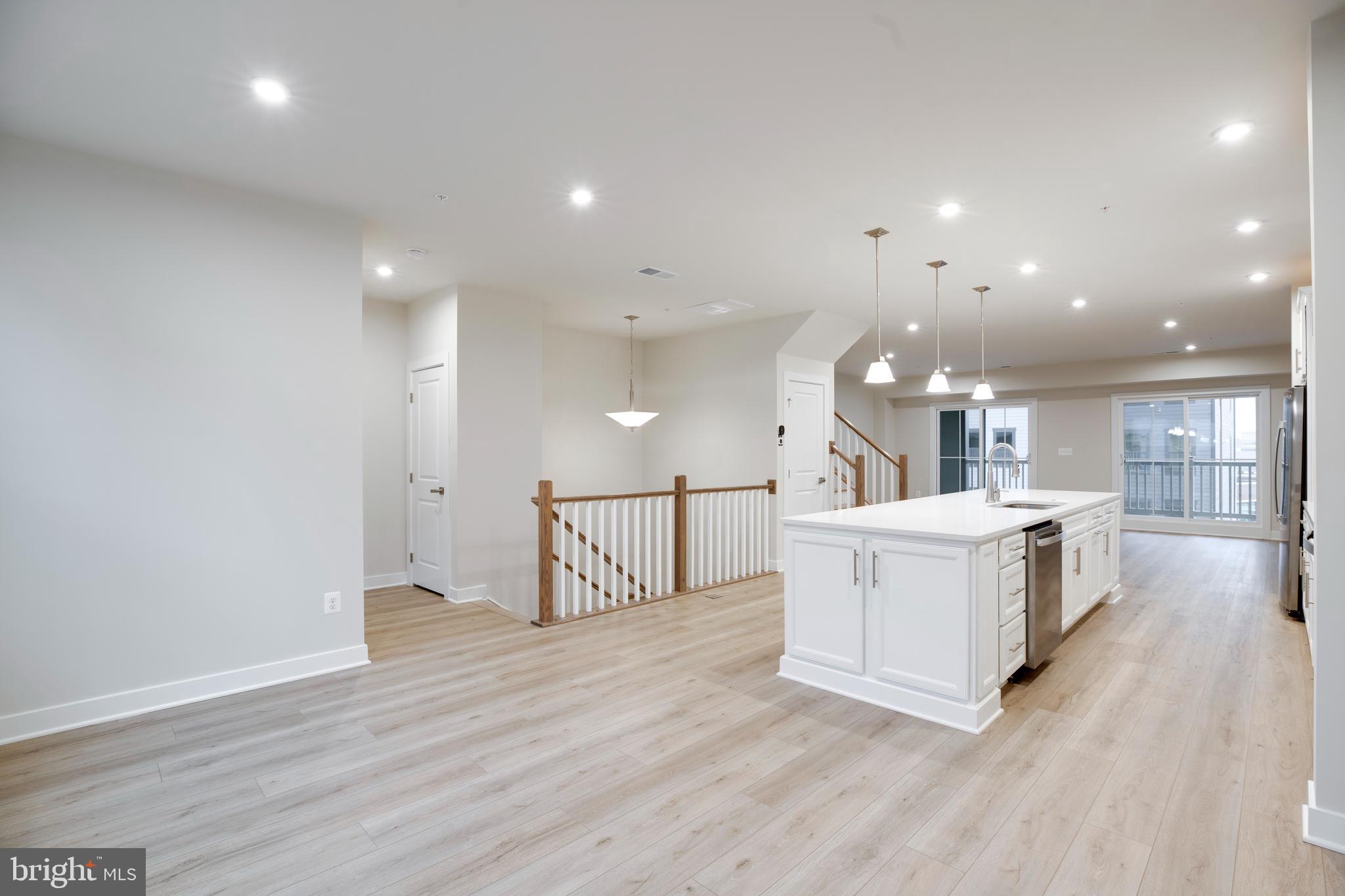 ELLIPSE AT WESTFIELDS - Residential Lease