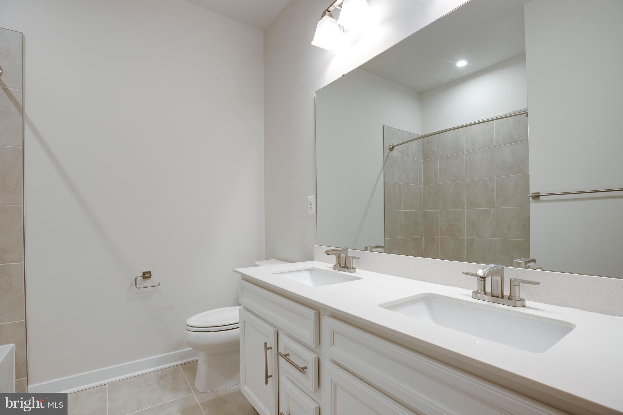 ELLIPSE AT WESTFIELDS - Residential Lease