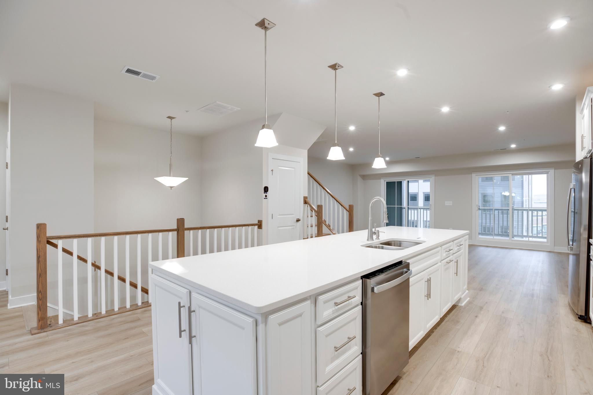 ELLIPSE AT WESTFIELDS - Residential Lease