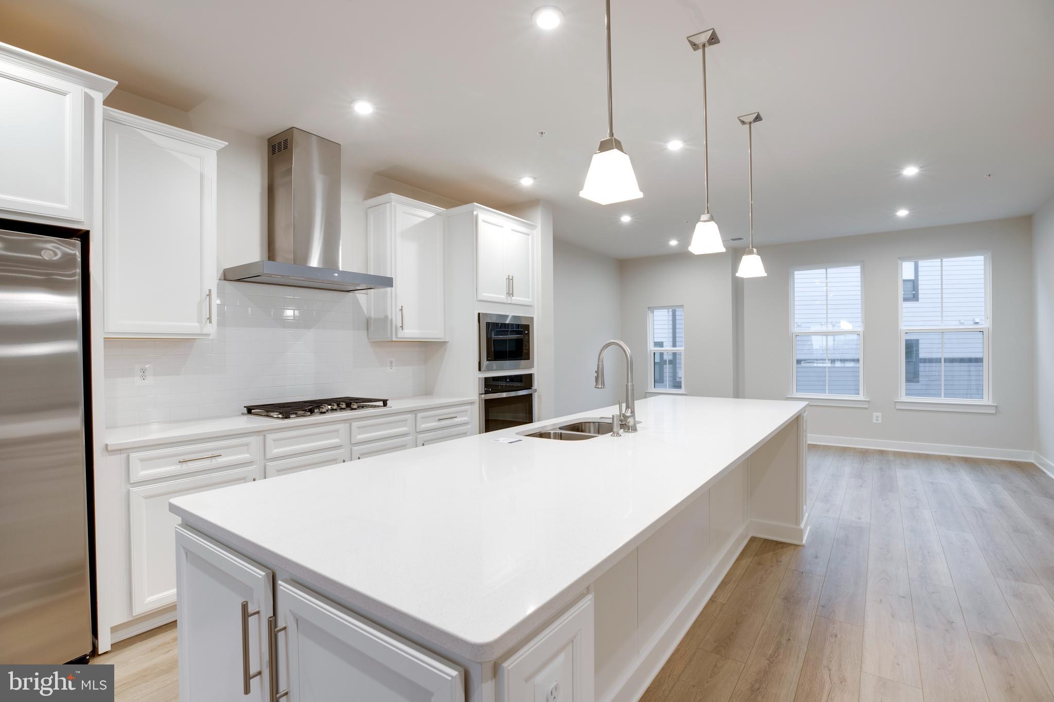 ELLIPSE AT WESTFIELDS - Residential Lease