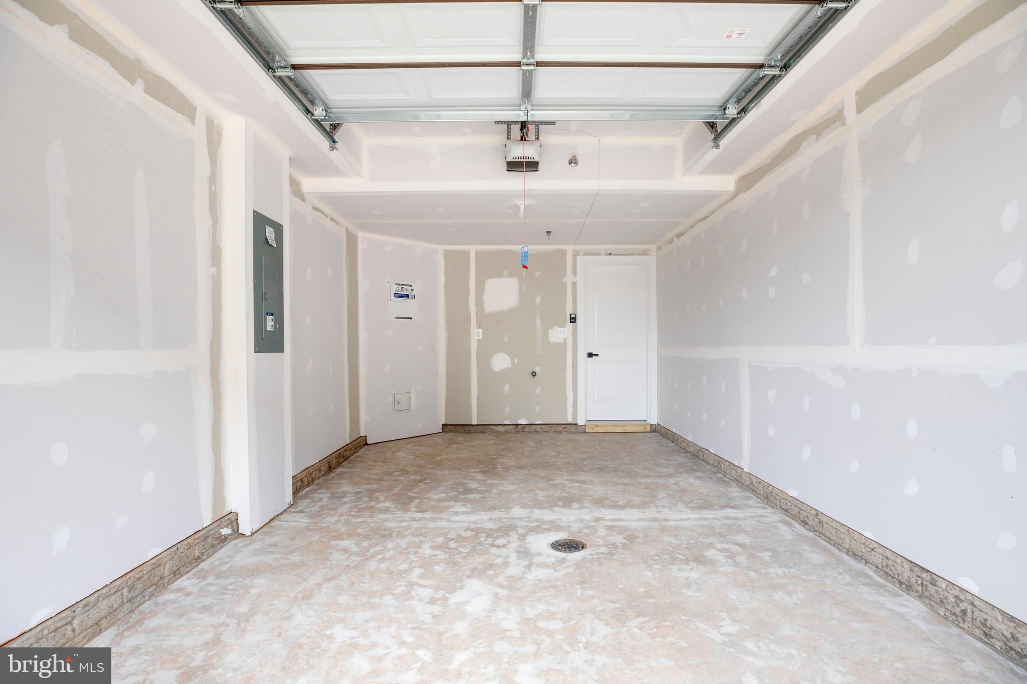 ELLIPSE AT WESTFIELDS - Residential Lease