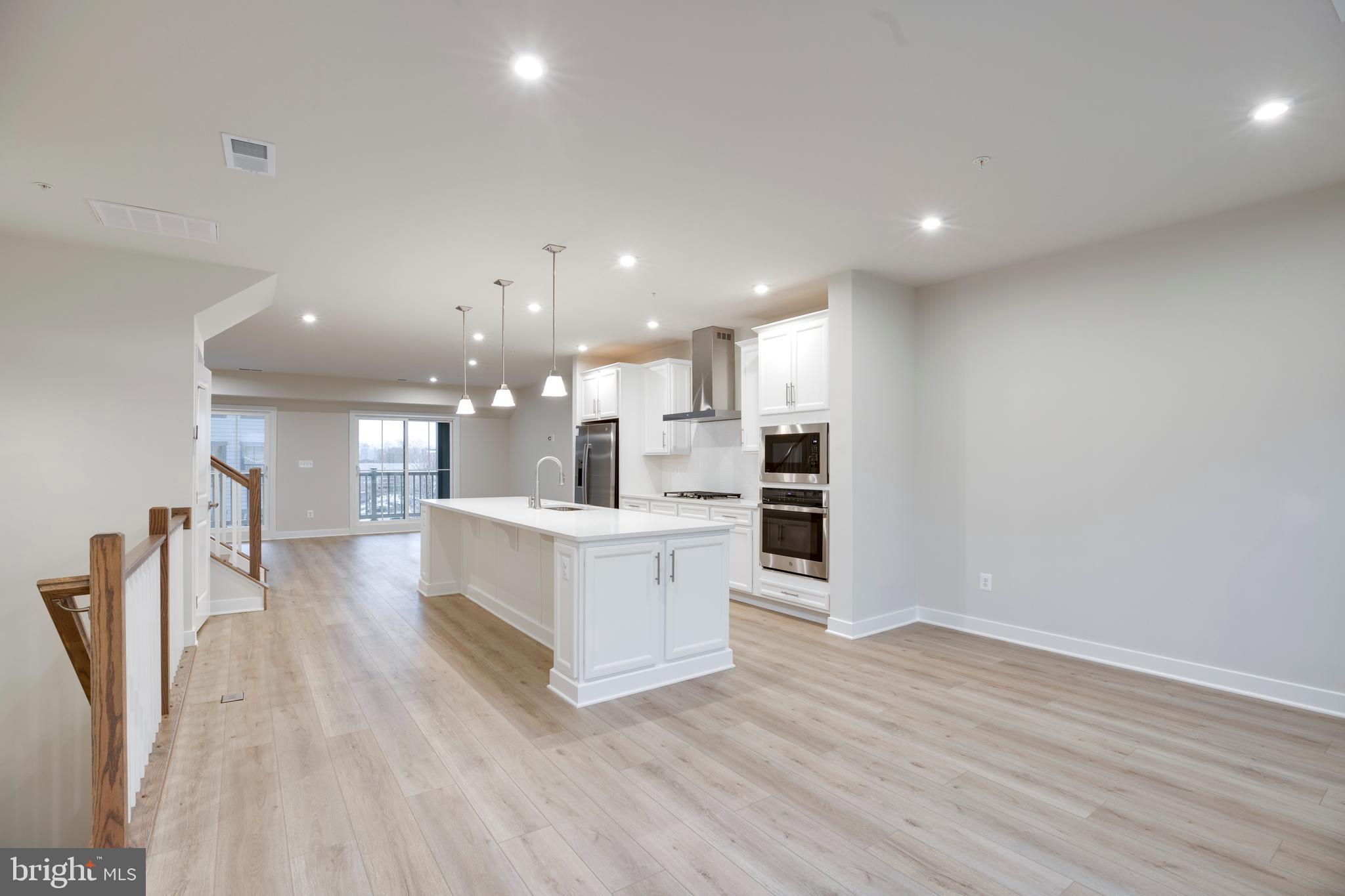 ELLIPSE AT WESTFIELDS - Residential Lease