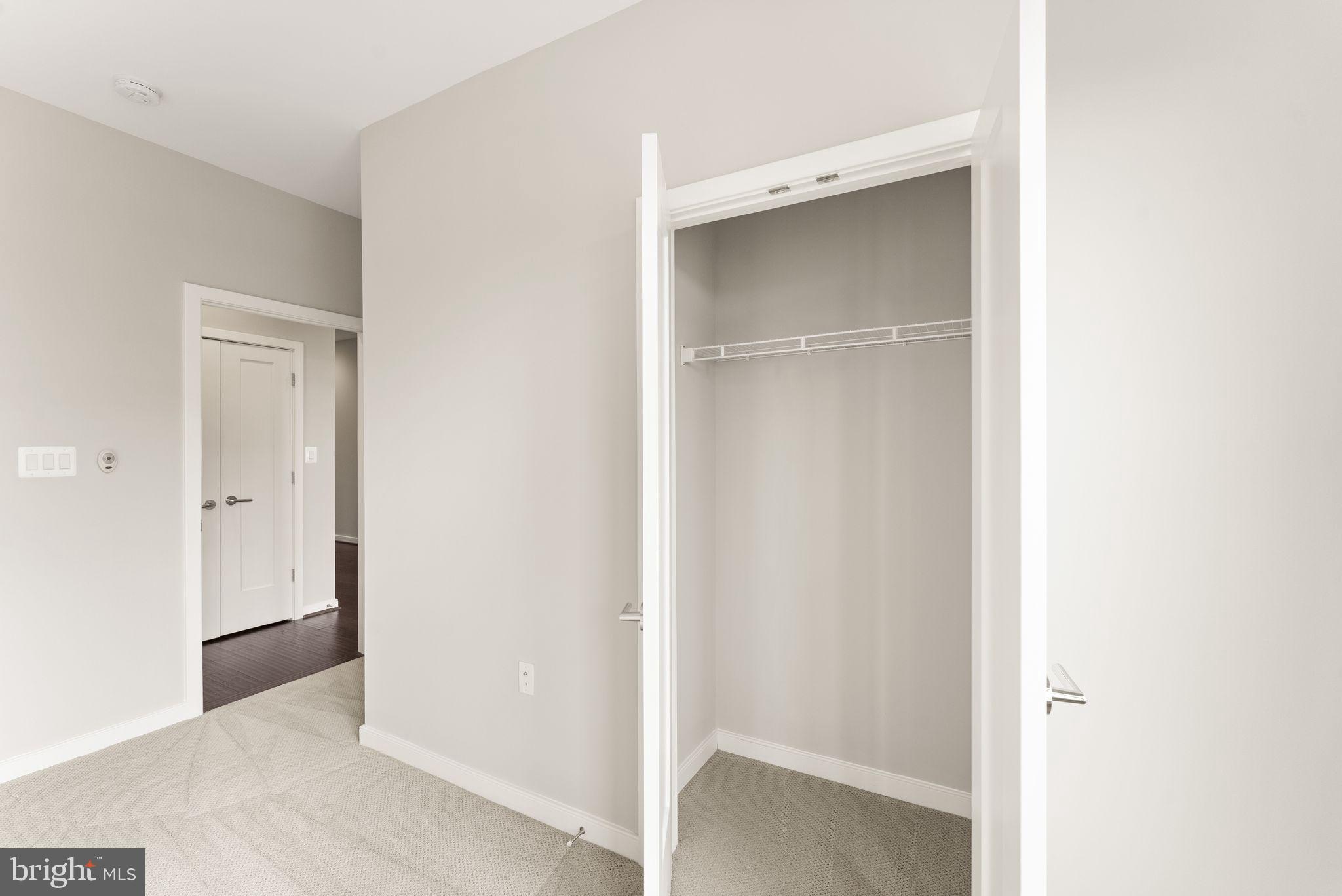 CRESCENT PLACE - Residential