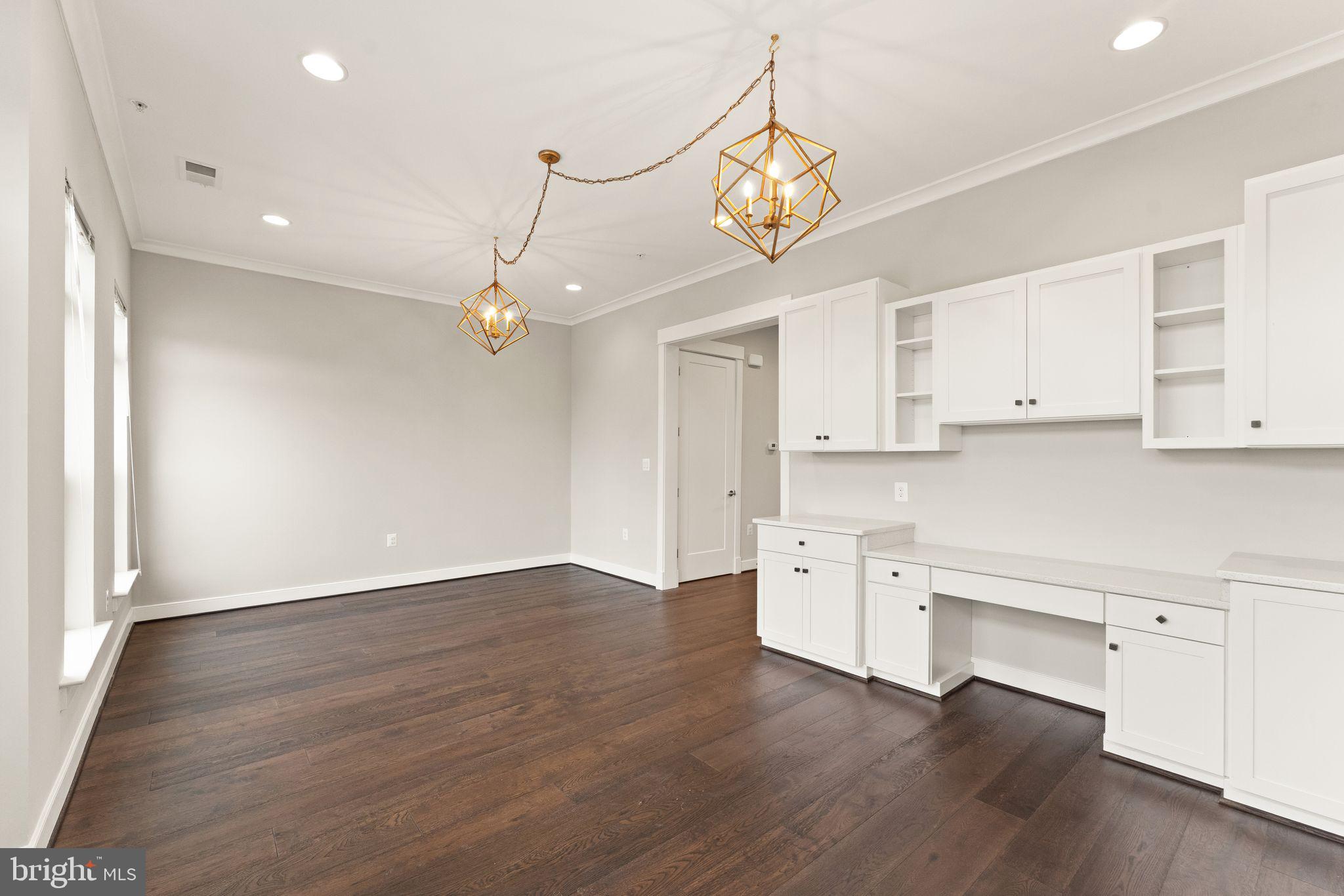 CRESCENT PLACE - Residential