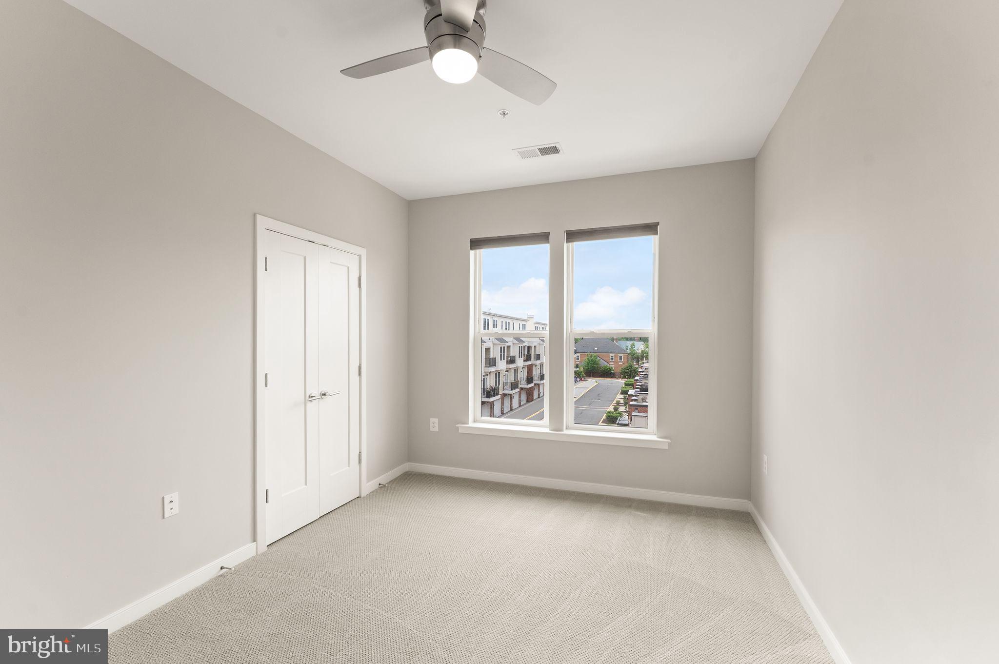 CRESCENT PLACE - Residential