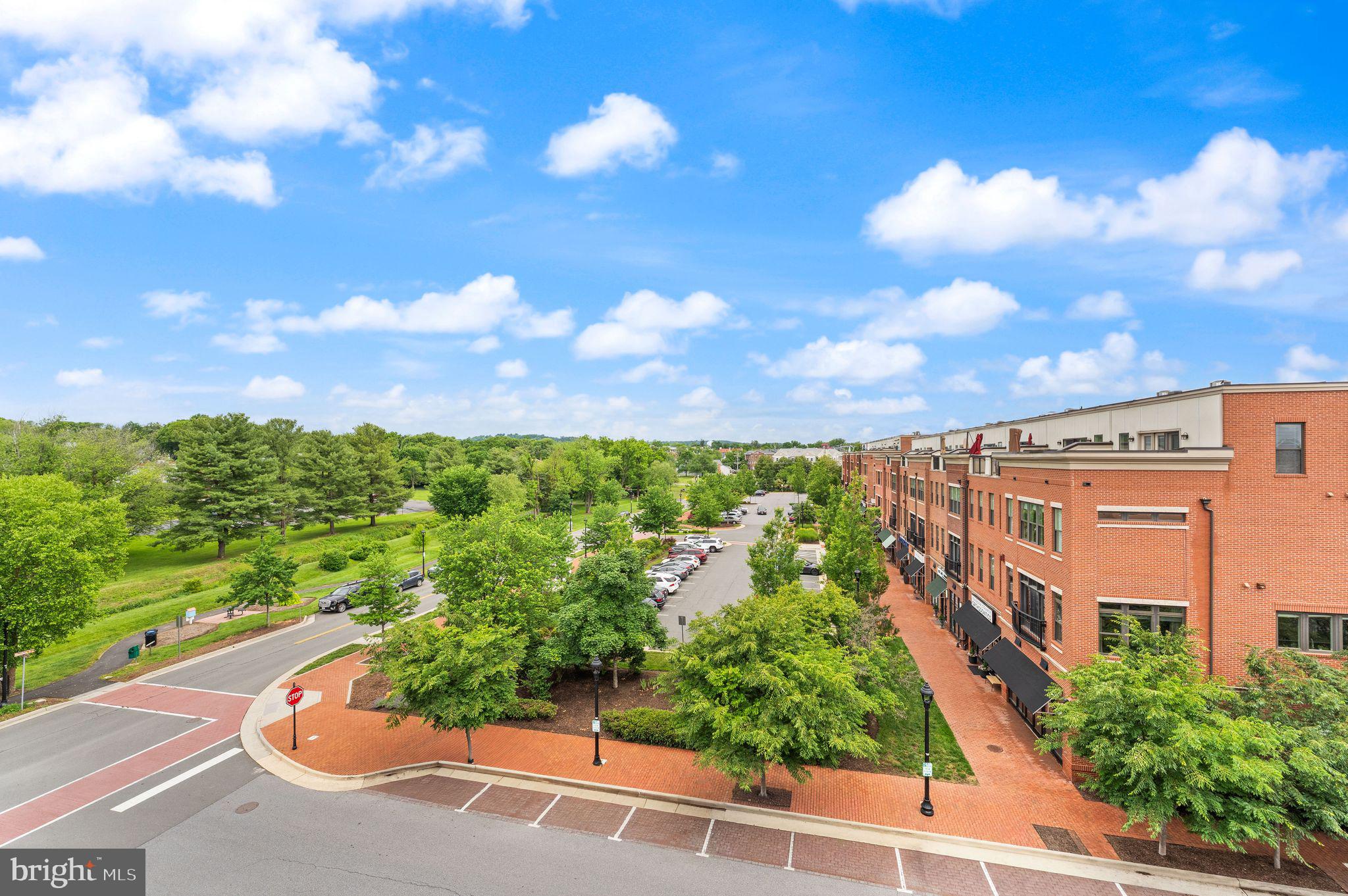 CRESCENT PLACE - Residential