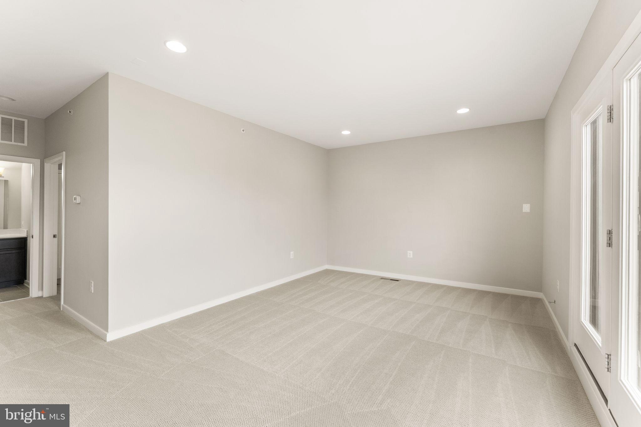 CRESCENT PLACE - Residential