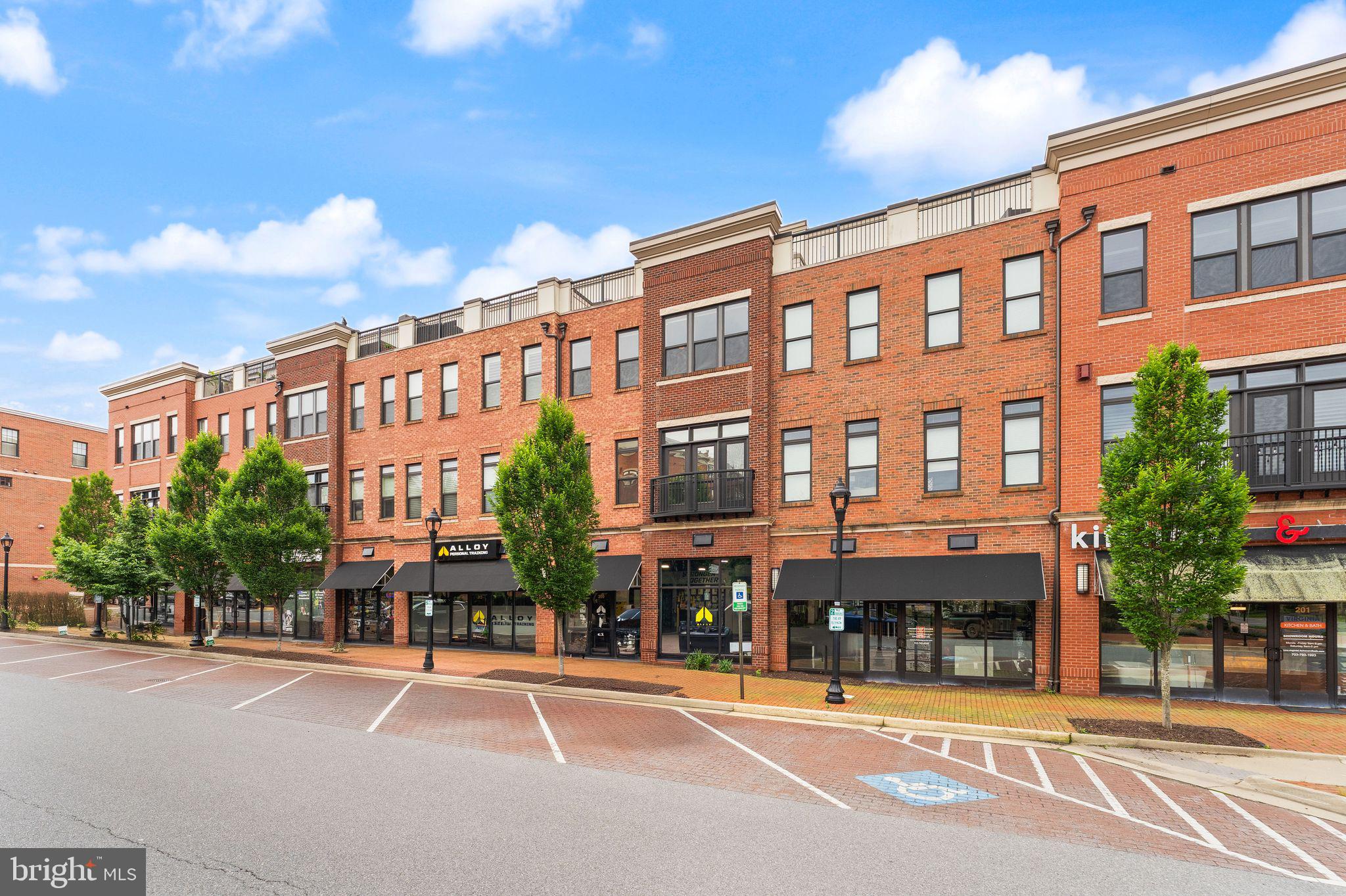 CRESCENT PLACE - Residential