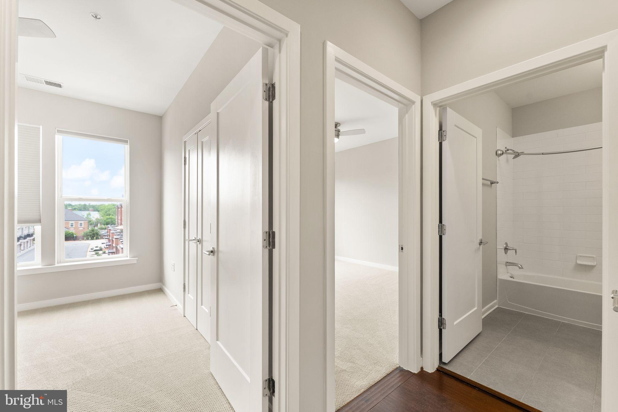 CRESCENT PLACE - Residential