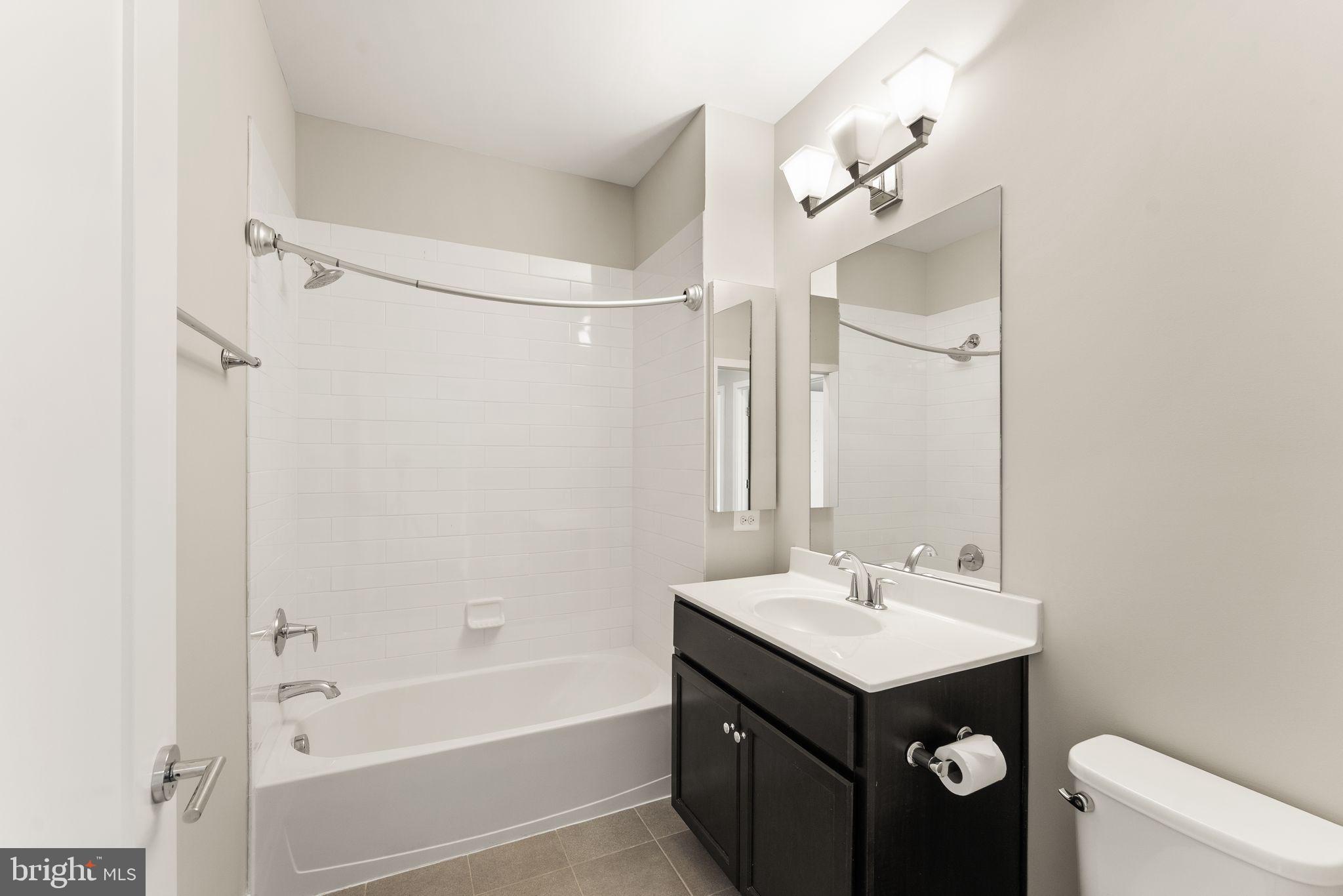 CRESCENT PLACE - Residential
