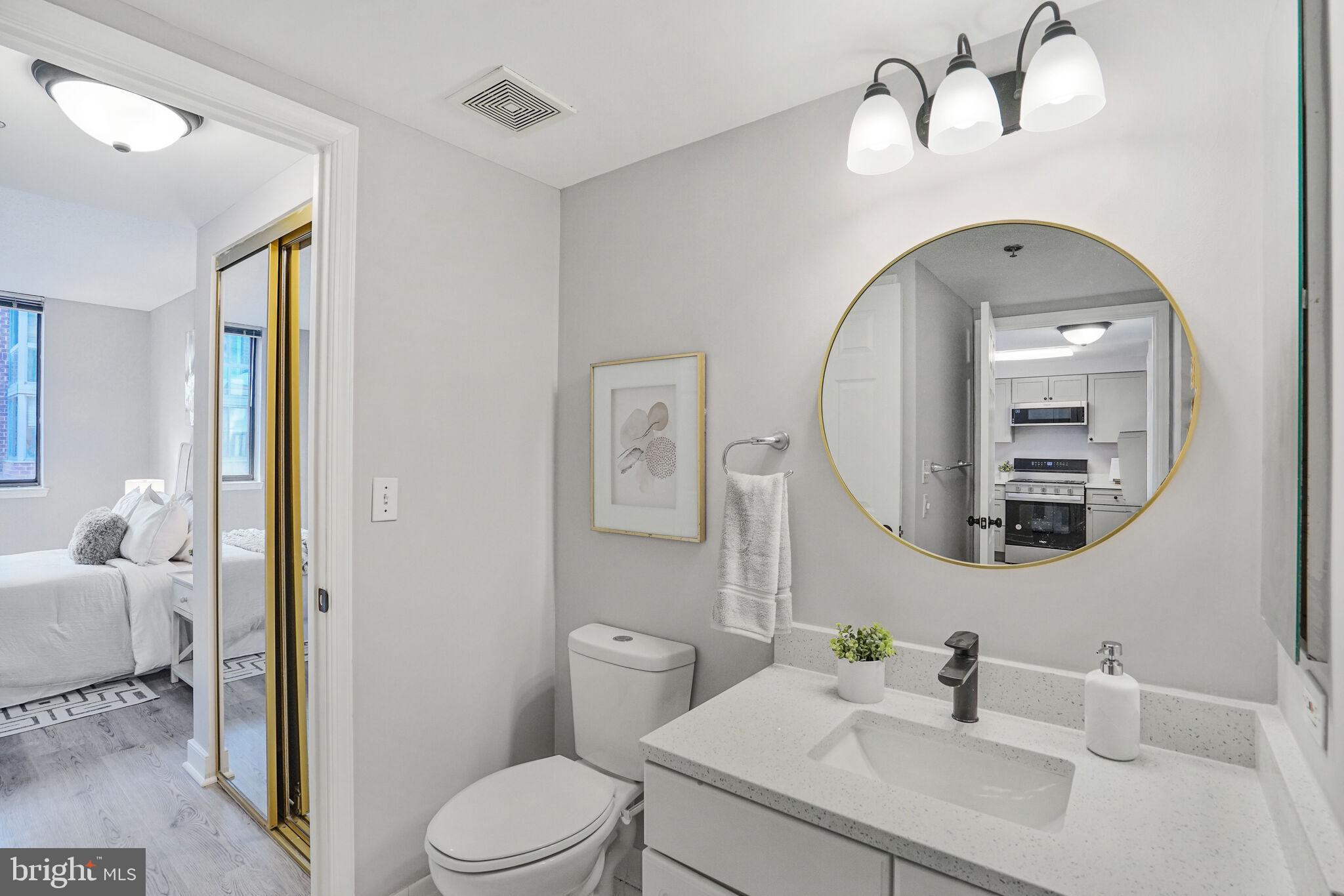 WINDSOR PLAZA - Residential