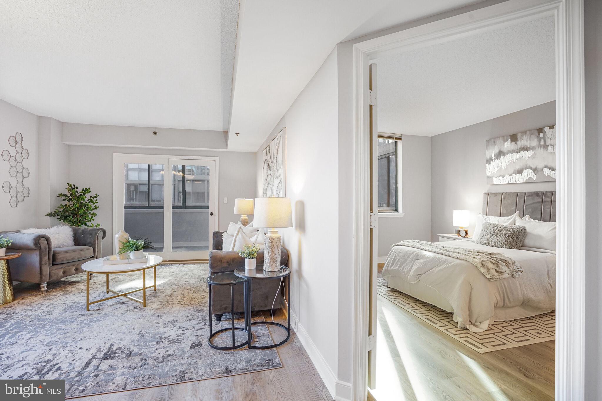 WINDSOR PLAZA - Residential