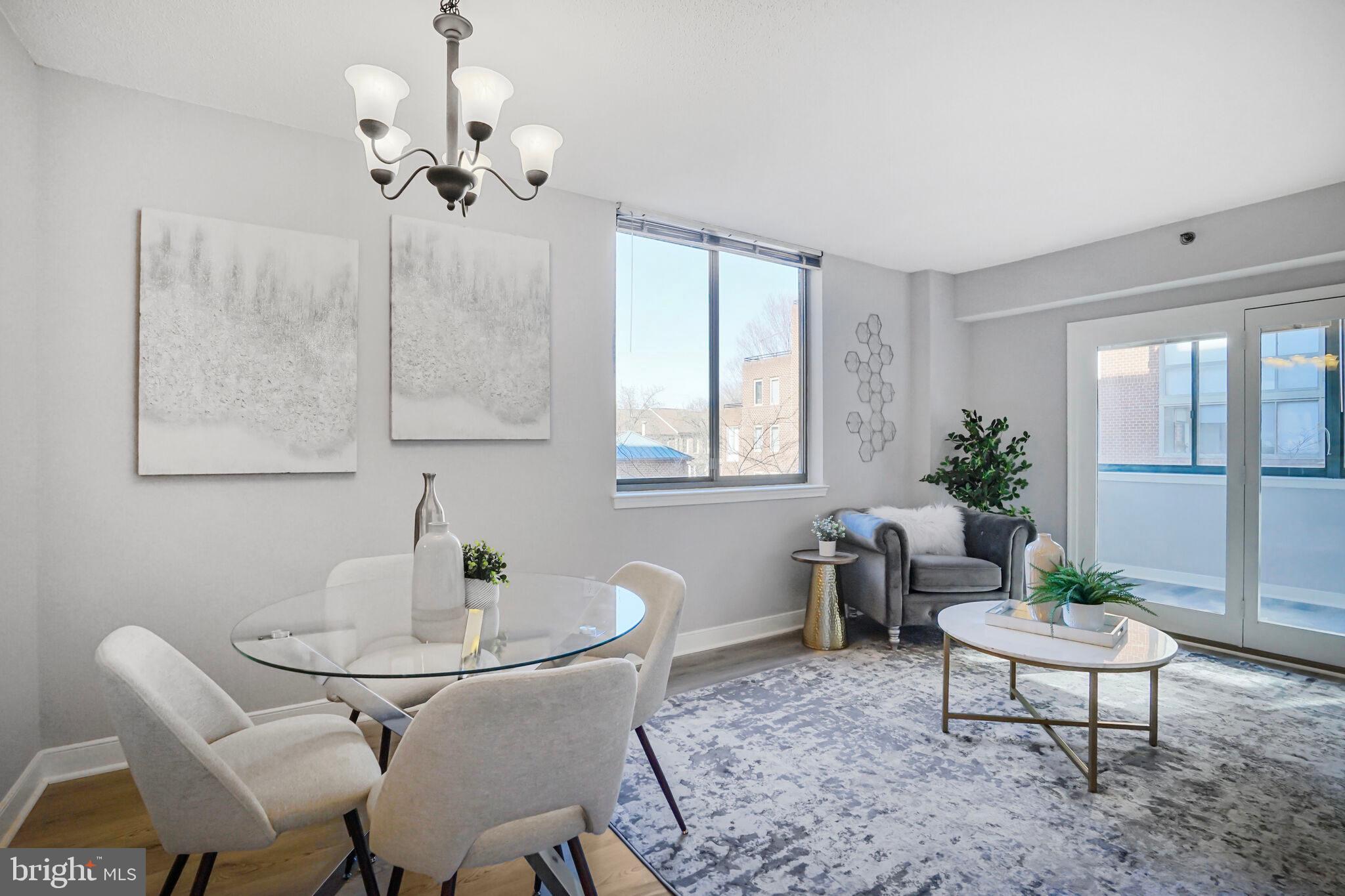 1045 N UTAH STREET 2-209