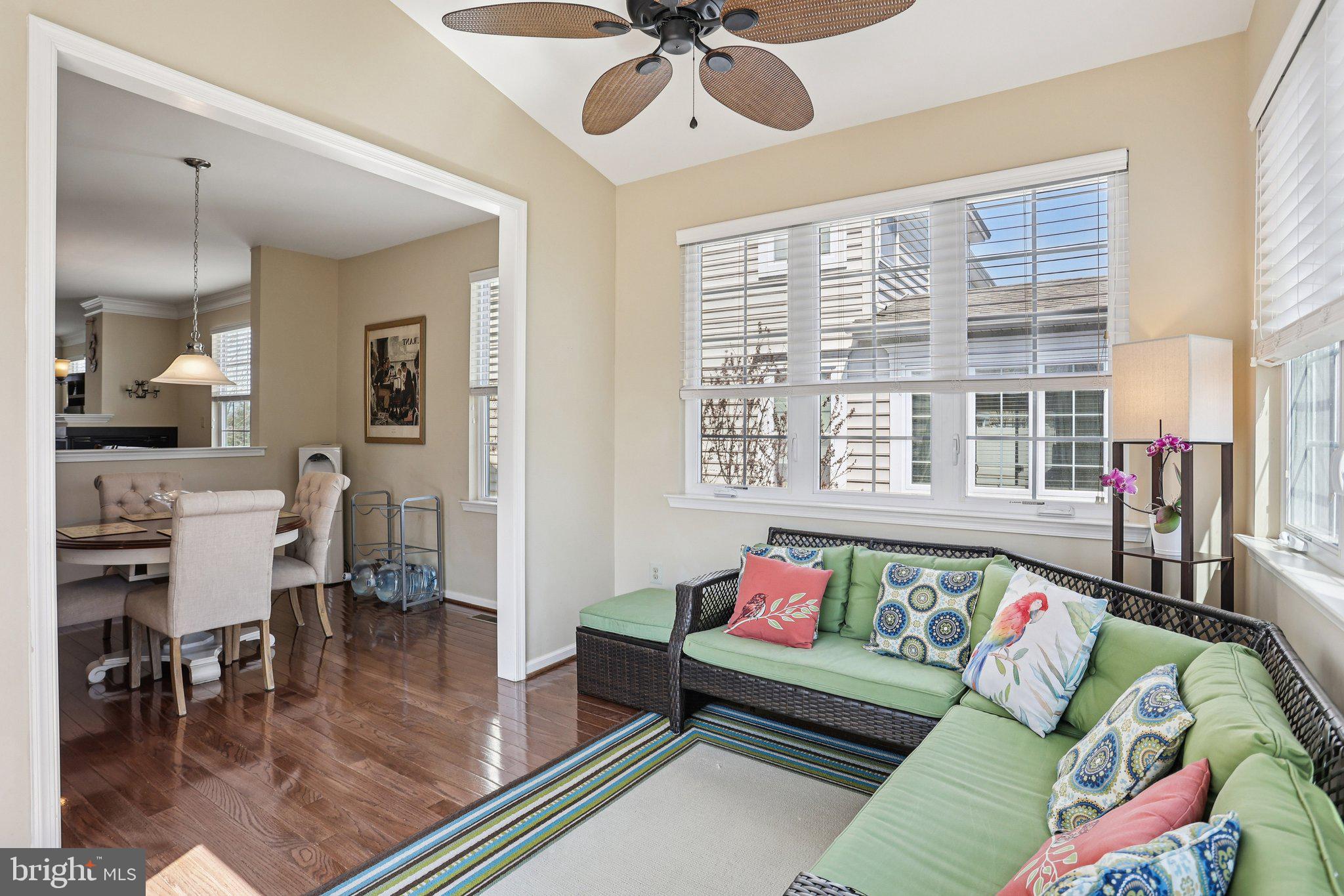 WILLIAMSON SQUARE - Residential