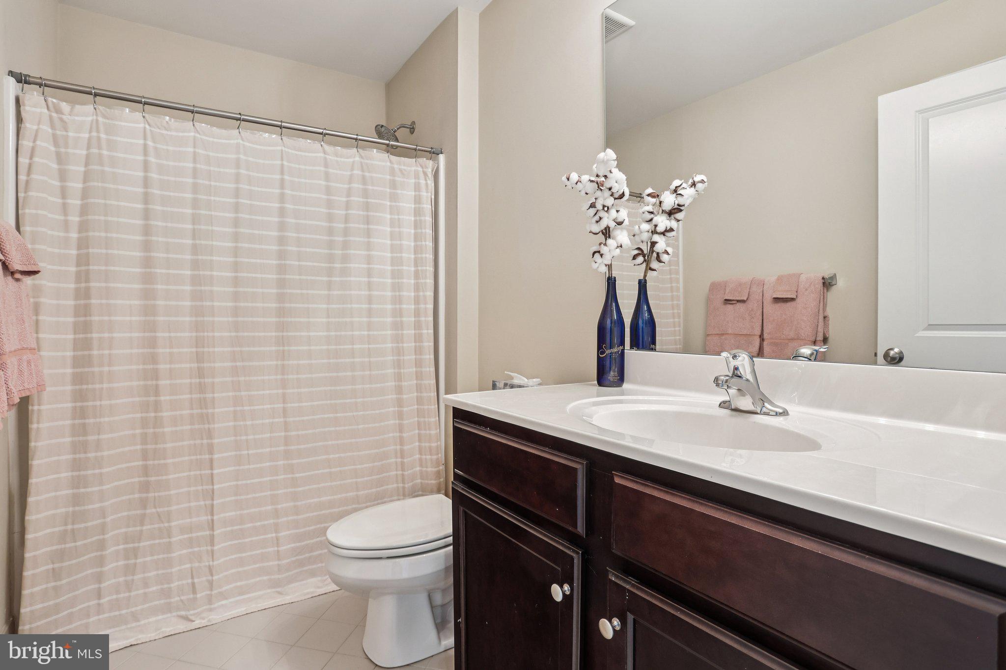 WILLIAMSON SQUARE - Residential