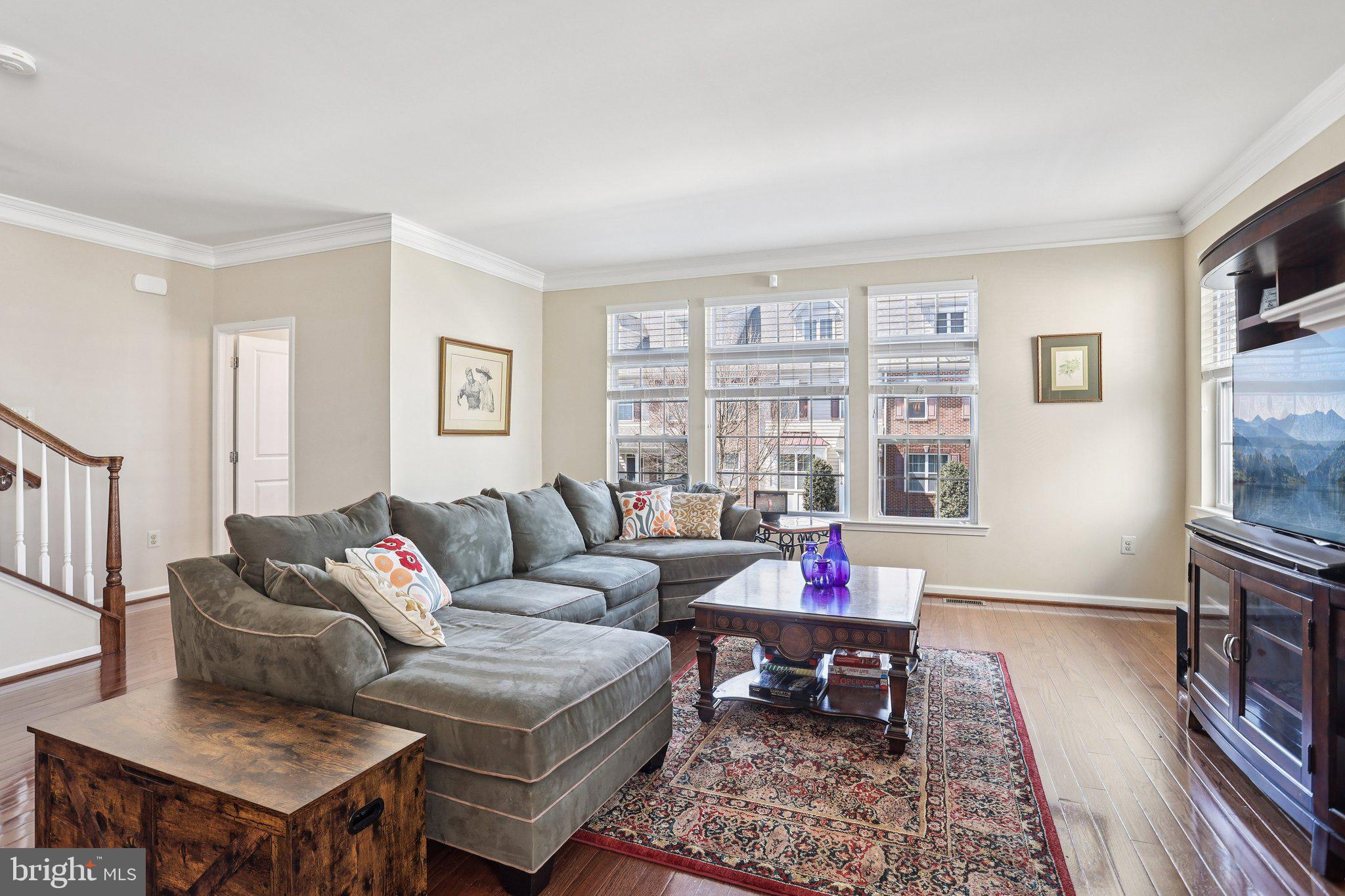 WILLIAMSON SQUARE - Residential