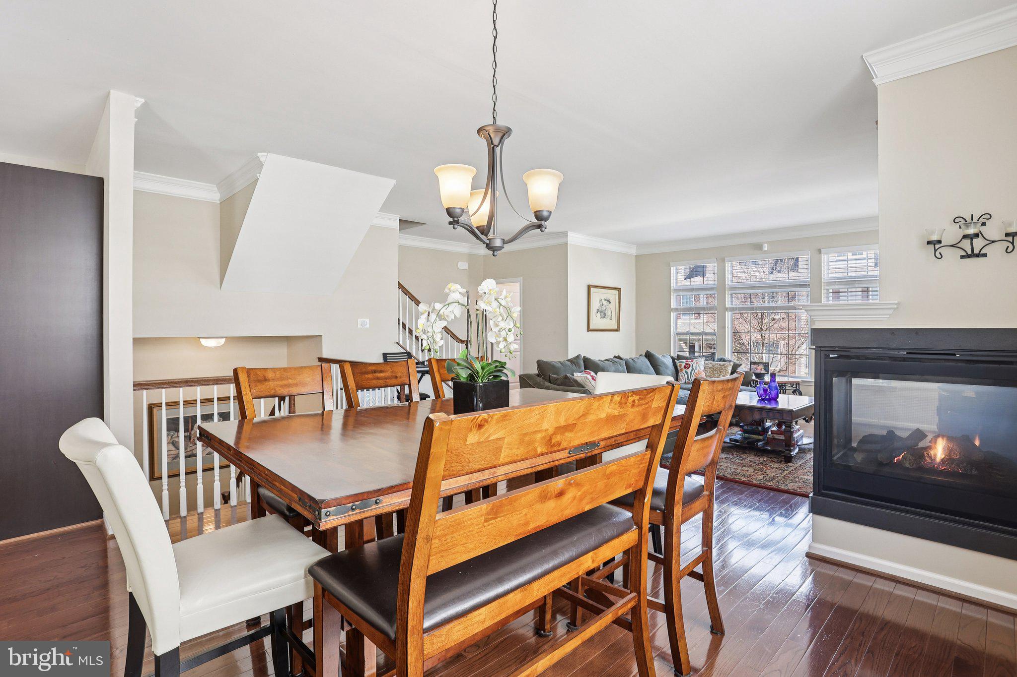 WILLIAMSON SQUARE - Residential