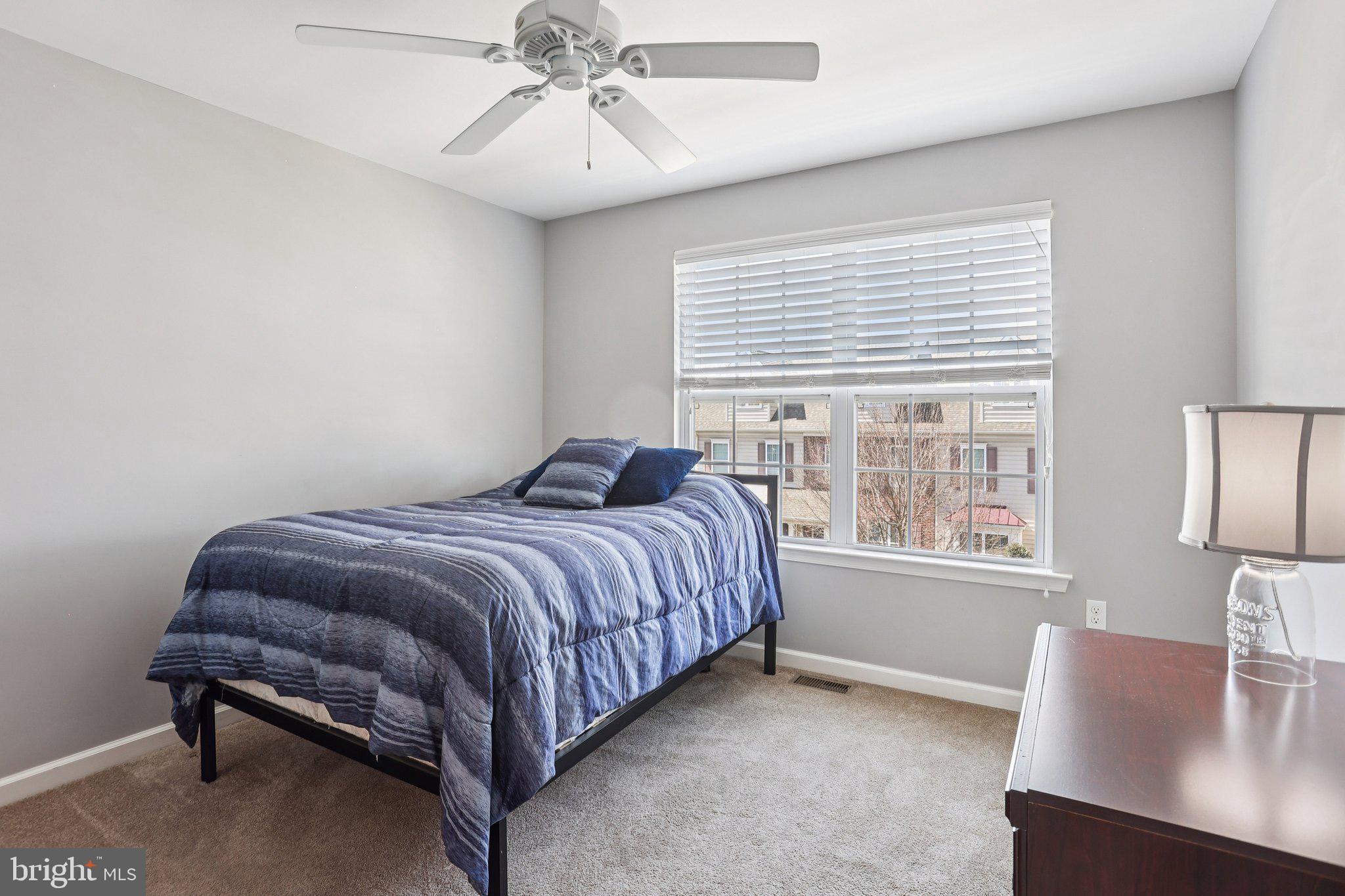 WILLIAMSON SQUARE - Residential