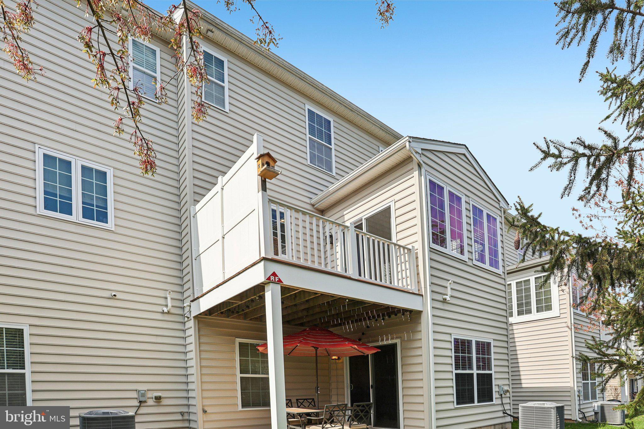 WILLIAMSON SQUARE - Residential