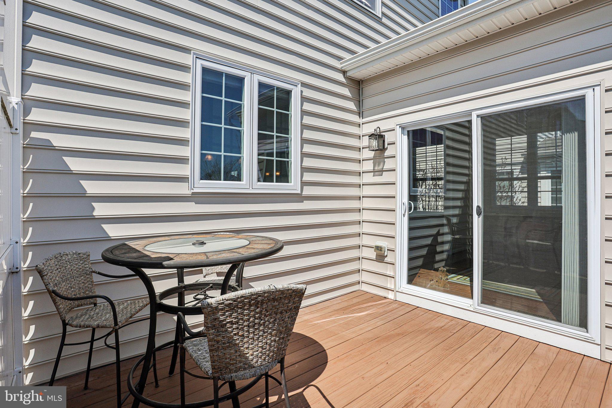 WILLIAMSON SQUARE - Residential