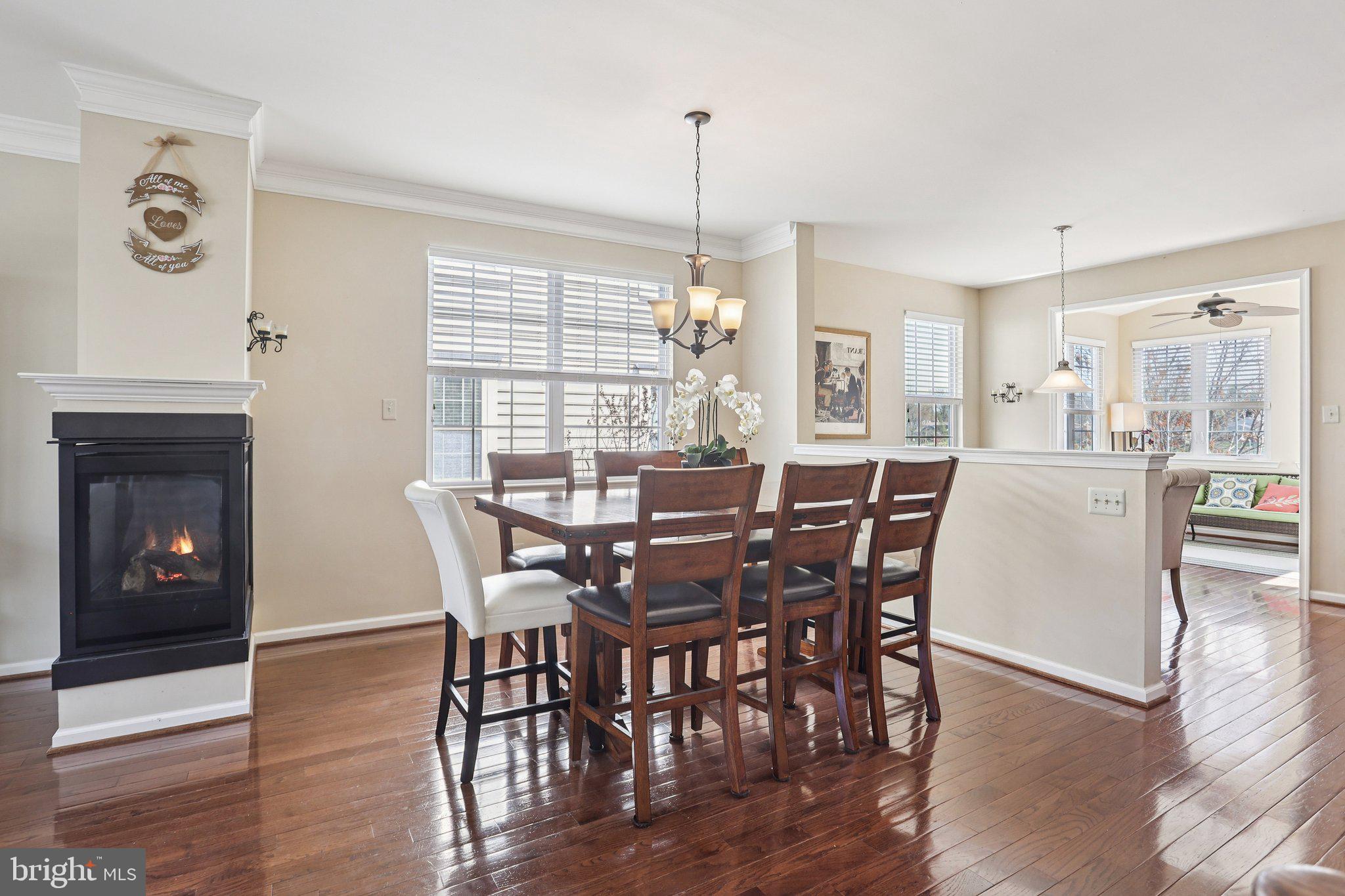 WILLIAMSON SQUARE - Residential