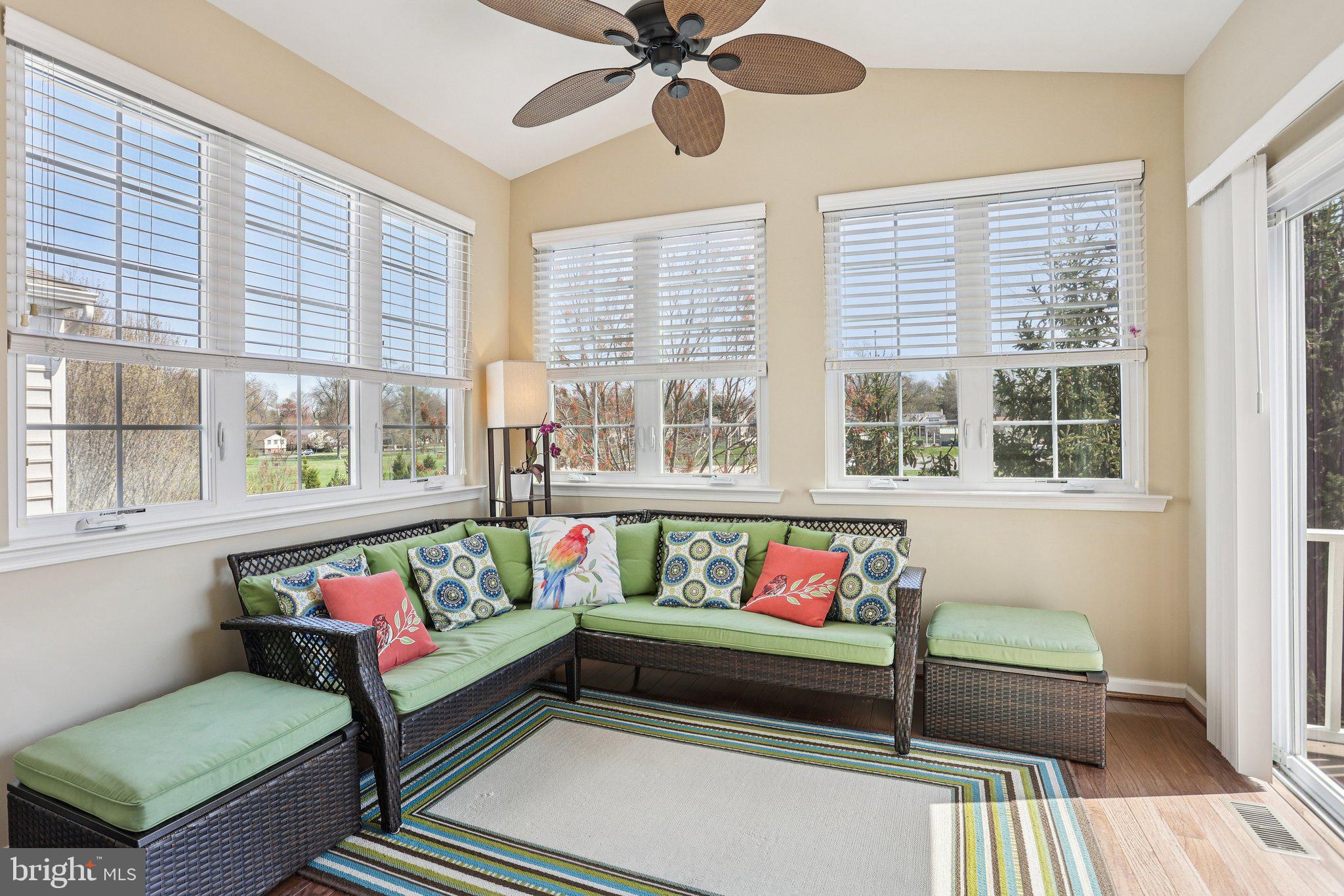 WILLIAMSON SQUARE - Residential