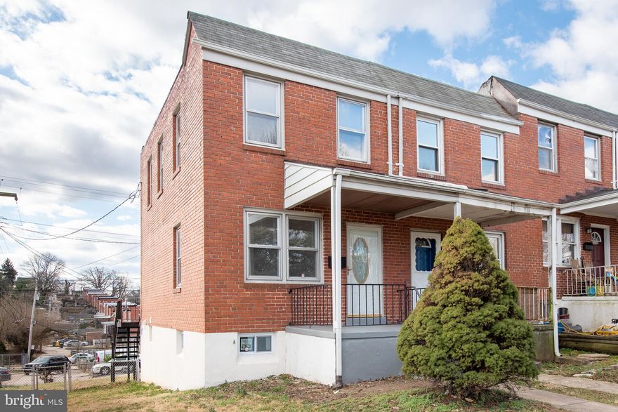 Completely renovated  colonial end unit with gorgeous  brick front,elegant interiors awaits its  new owner. Tastefully remodeled featuring 3 Bedrooms, 2 full bathroom, fully finished basement,  new carpet, new roof, appliances. Enjoy front porch or rear balcony with fenced backyard.2 car parking possible in rear.Blocks away from St Agnes hospital. Great connectivity to rail station and  major highways 1, 695, 95, 195, & 70.