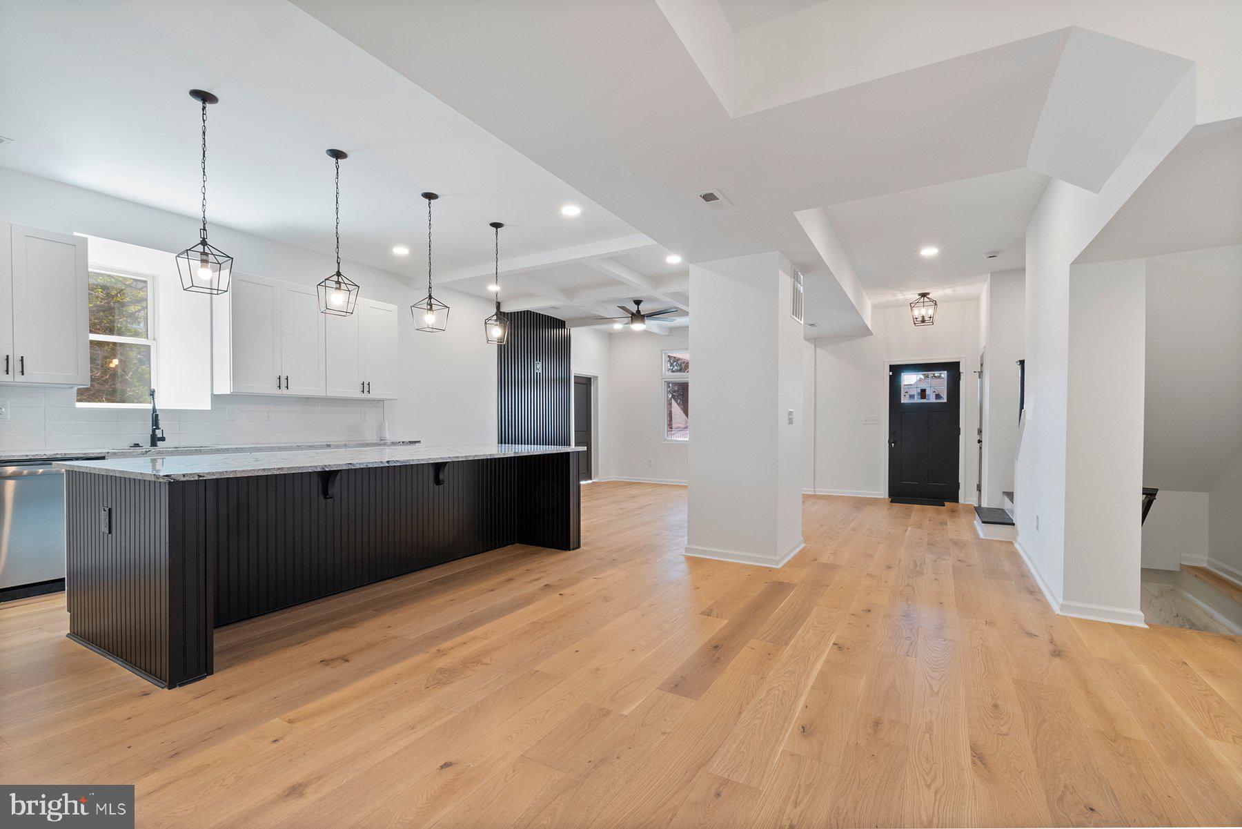 DORCHESTER - Residential